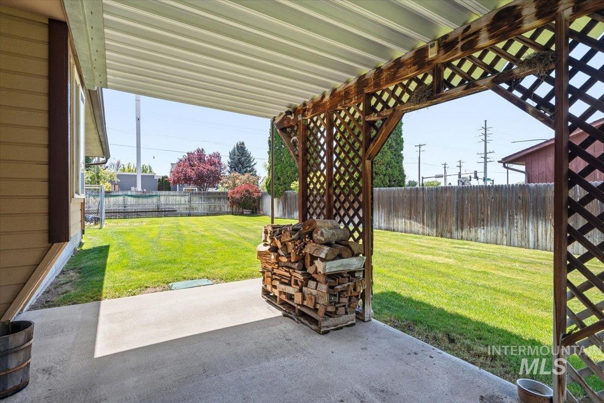 95 S Andrew St., Nampa, Idaho 83651-2462, 3 Bedrooms, 2 Bathrooms, Residential For Sale, Price $349,000,MLS 98983464