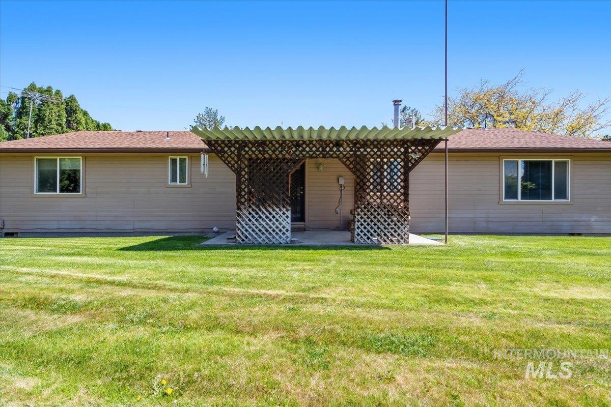 95 S Andrew St., Nampa, Idaho 83651-2462, 3 Bedrooms, 2 Bathrooms, Residential For Sale, Price $349,000,MLS 98983464