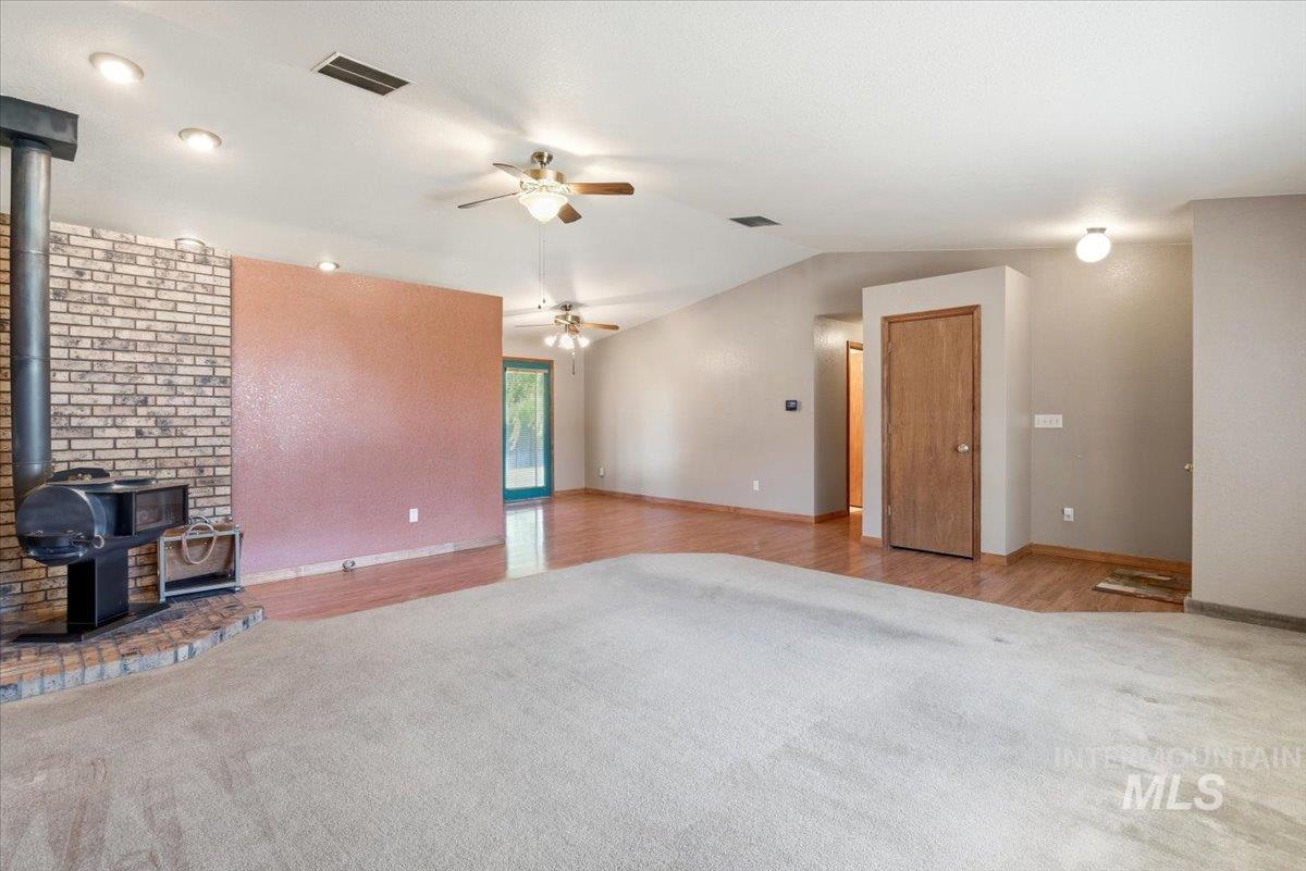 95 S Andrew St., Nampa, Idaho 83651-2462, 3 Bedrooms, 2 Bathrooms, Residential For Sale, Price $349,000,MLS 98983464