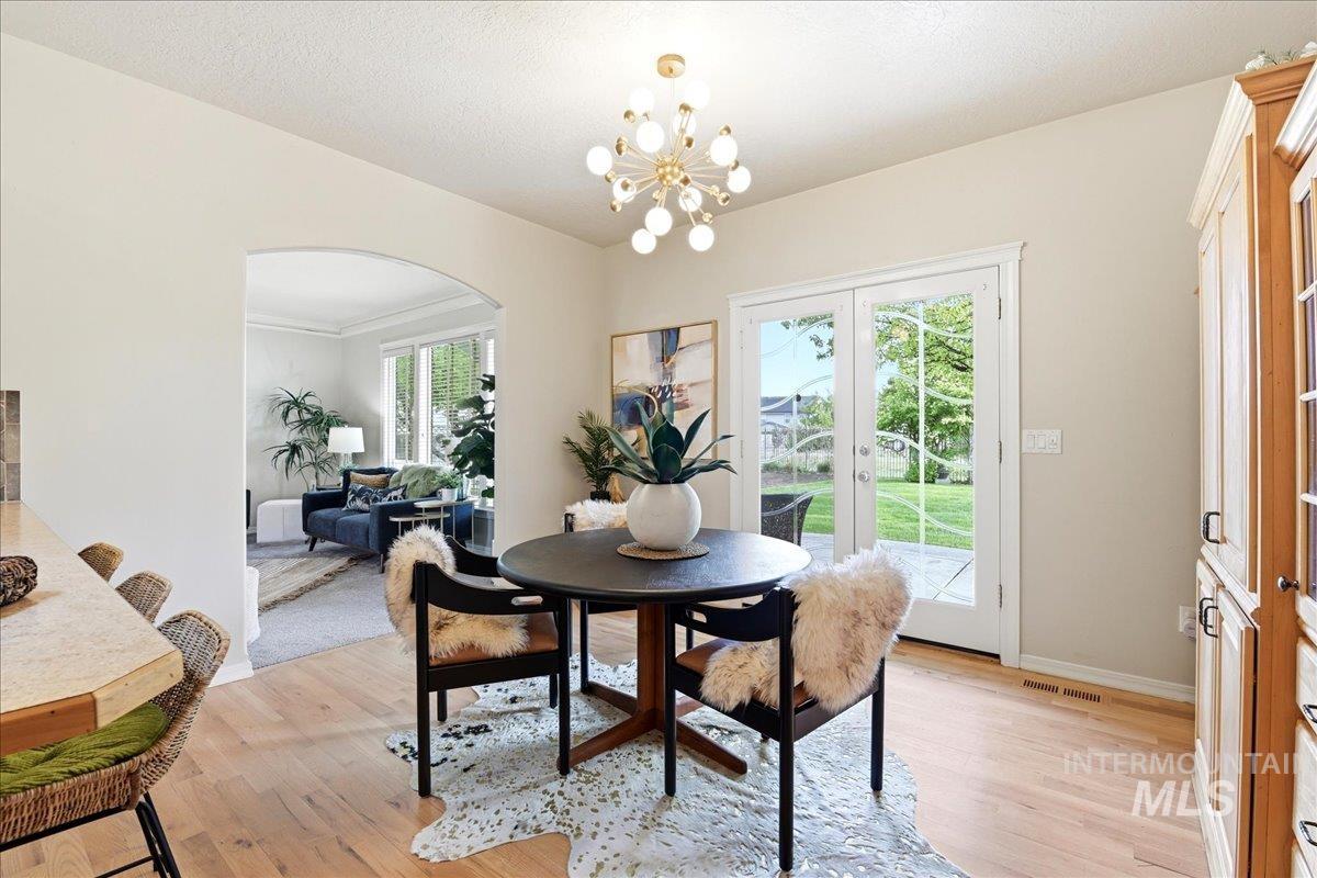 620 E Sable Ridge Dr, Kuna, Idaho 83634, 3 Bedrooms, 2 Bathrooms, Residential For Sale, Price $459,900,MLS 98983465