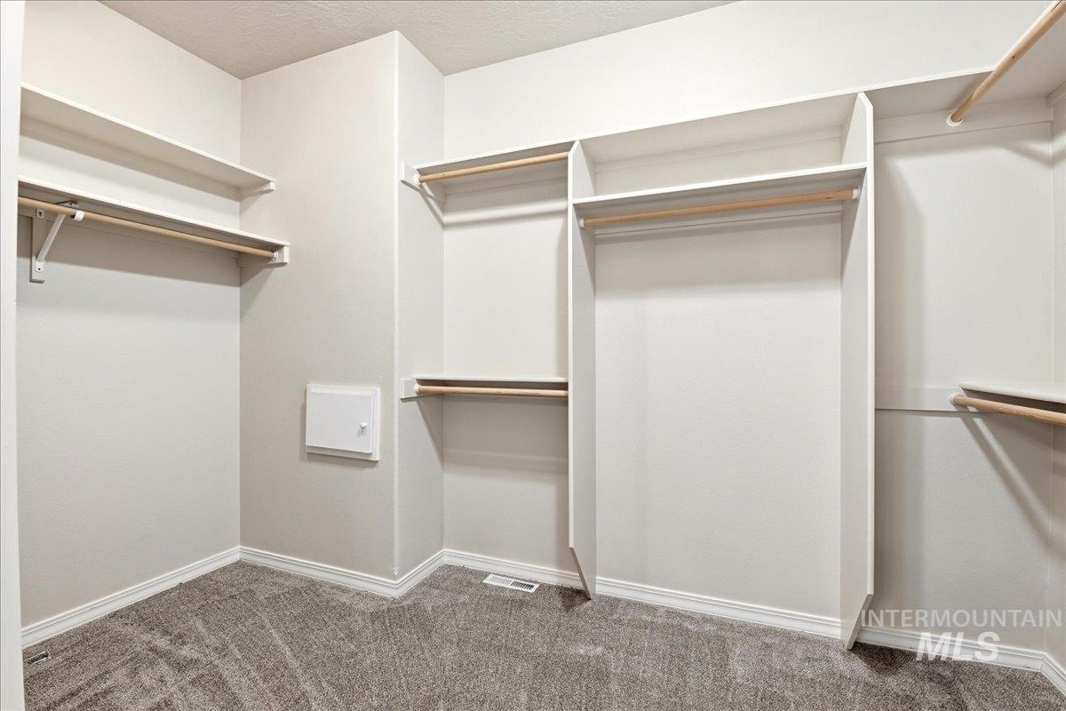 620 E Sable Ridge Dr, Kuna, Idaho 83634, 3 Bedrooms, 2 Bathrooms, Residential For Sale, Price $459,900,MLS 98983465