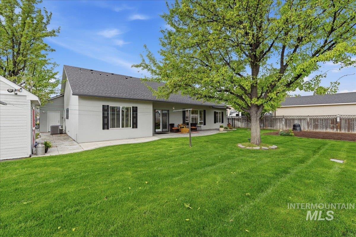 620 E Sable Ridge Dr, Kuna, Idaho 83634, 3 Bedrooms, 2 Bathrooms, Residential For Sale, Price $459,900,MLS 98983465