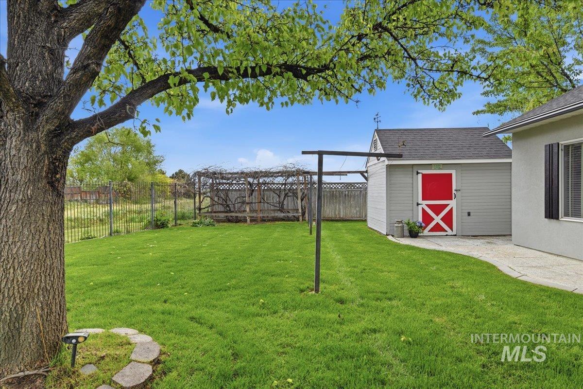 620 E Sable Ridge Dr, Kuna, Idaho 83634, 3 Bedrooms, 2 Bathrooms, Residential For Sale, Price $459,900,MLS 98983465