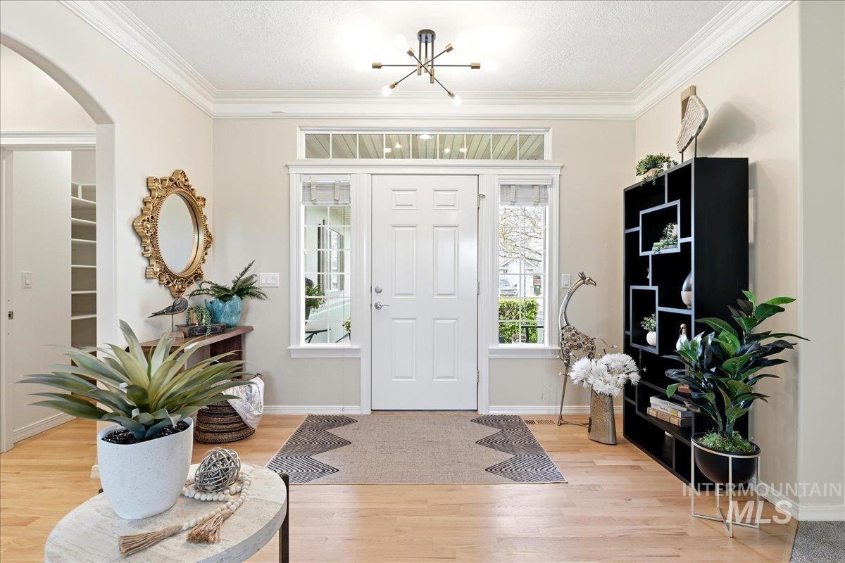 620 E Sable Ridge Dr, Kuna, Idaho 83634, 3 Bedrooms, 2 Bathrooms, Residential For Sale, Price $459,900,MLS 98983465