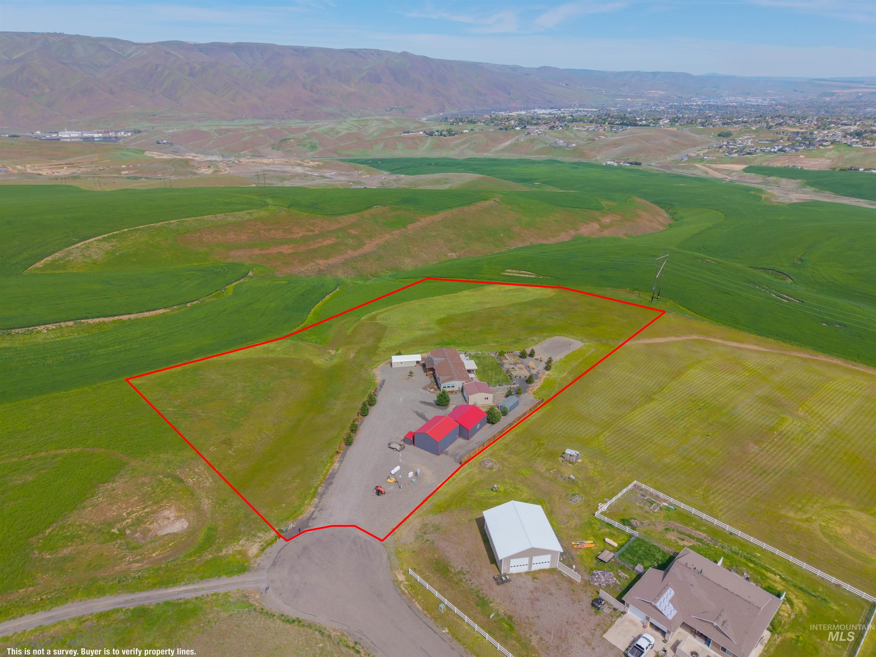 1555 Amity Lane, Clarkston, Washington 99403, 3 Bedrooms, 2 Bathrooms, Residential For Sale, Price $699,000, 98983466