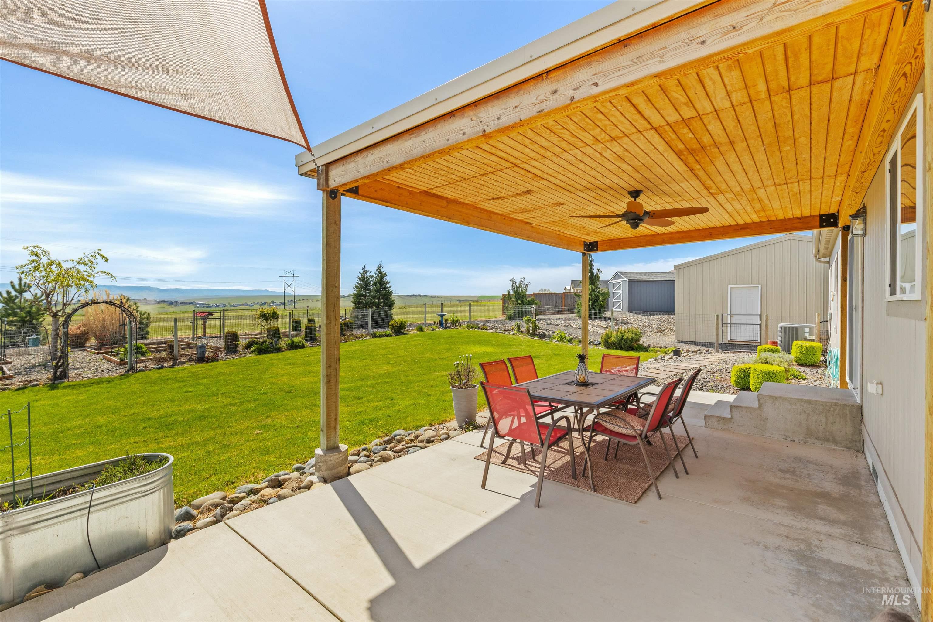 1555 Amity Lane, Clarkston, Washington 99403, 3 Bedrooms, 2 Bathrooms, Residential For Sale, Price $699,000, 98983466