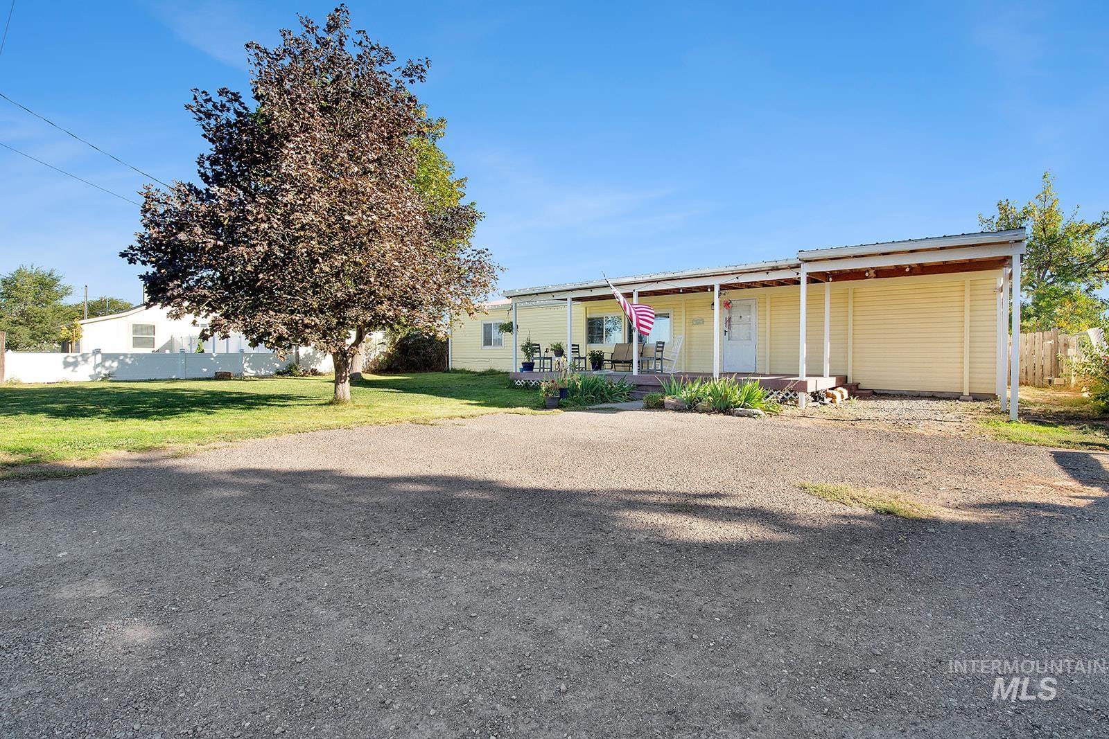 711 W Polk St, Kimberly, Idaho 83301, 3 Bedrooms, 2 Bathrooms, Residential For Sale, Price $290,000,MLS 98983467