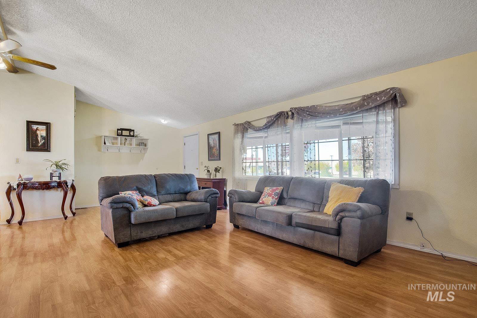 711 W Polk St, Kimberly, Idaho 83301, 3 Bedrooms, 2 Bathrooms, Residential For Sale, Price $290,000,MLS 98983467