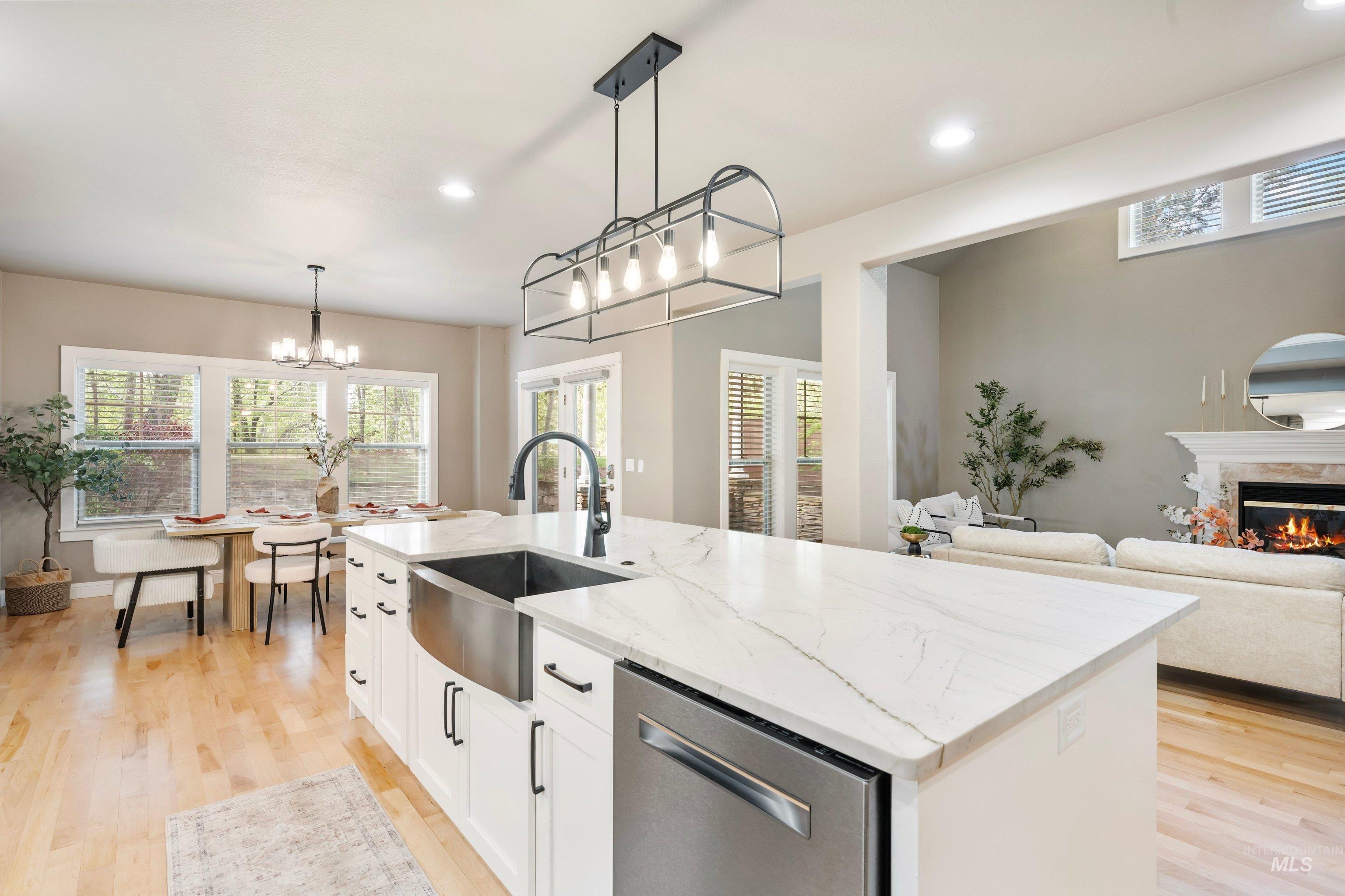 7509 W Hathaway Ln, Garden City, Idaho 83714, 3 Bedrooms, 2.5 Bathrooms, Residential For Sale, Price $689,900,MLS 98983470