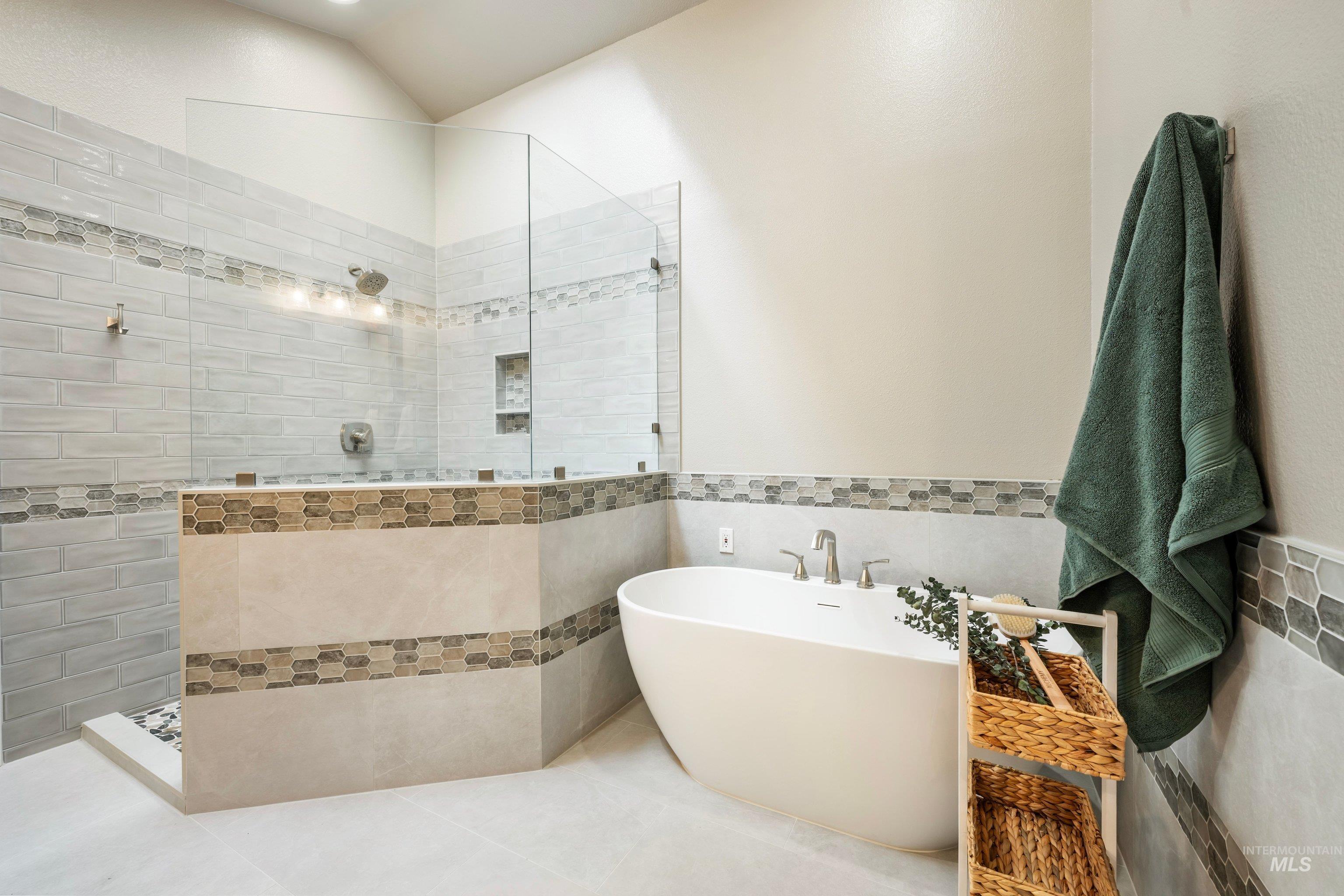 7509 W Hathaway Ln, Garden City, Idaho 83714, 3 Bedrooms, 2.5 Bathrooms, Residential For Sale, Price $689,900,MLS 98983470