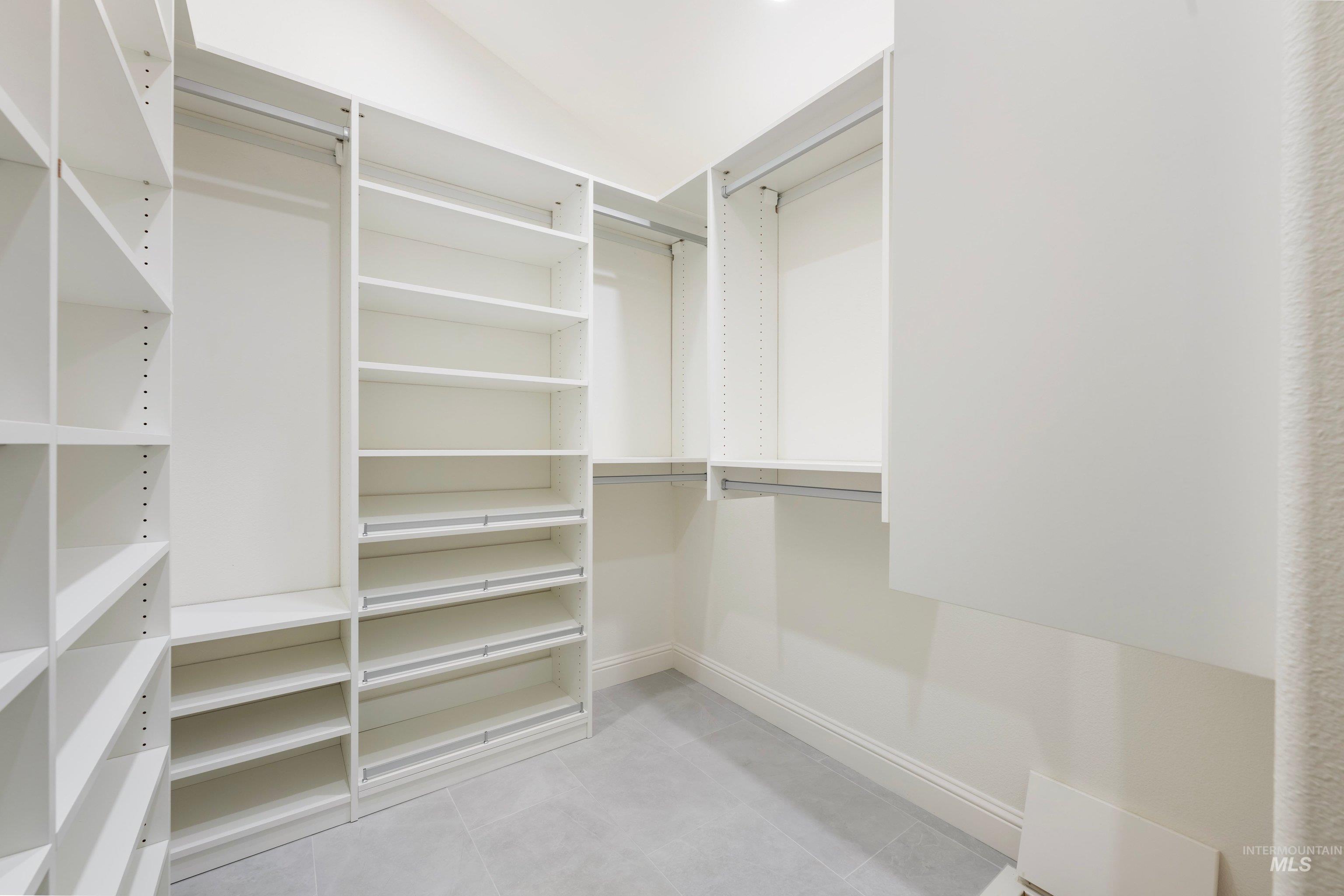 7509 W Hathaway Ln, Garden City, Idaho 83714, 3 Bedrooms, 2.5 Bathrooms, Residential For Sale, Price $689,900,MLS 98983470