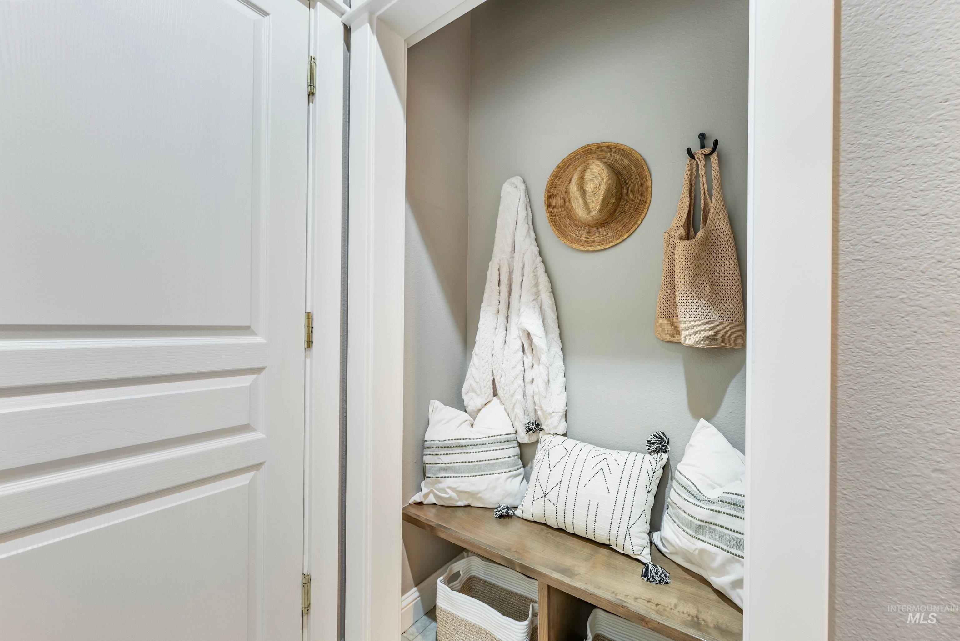 7509 W Hathaway Ln, Garden City, Idaho 83714, 3 Bedrooms, 2.5 Bathrooms, Residential For Sale, Price $689,900,MLS 98983470