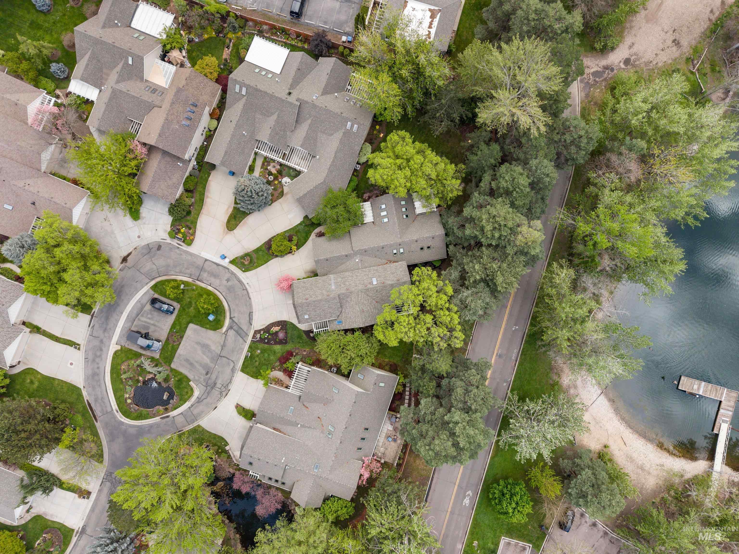 7509 W Hathaway Ln, Garden City, Idaho 83714, 3 Bedrooms, 2.5 Bathrooms, Residential For Sale, Price $689,900,MLS 98983470