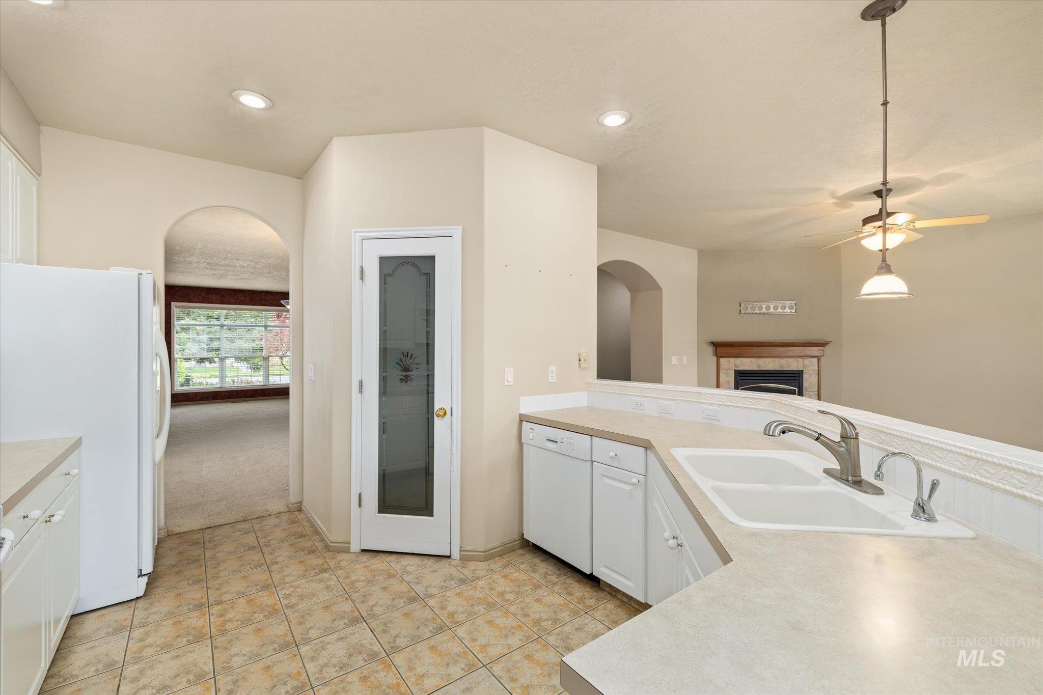 3991 N Kessinger Ln, Boise, Idaho 83703, 3 Bedrooms, 2.5 Bathrooms, Residential For Sale, Price $699,000, 98983471