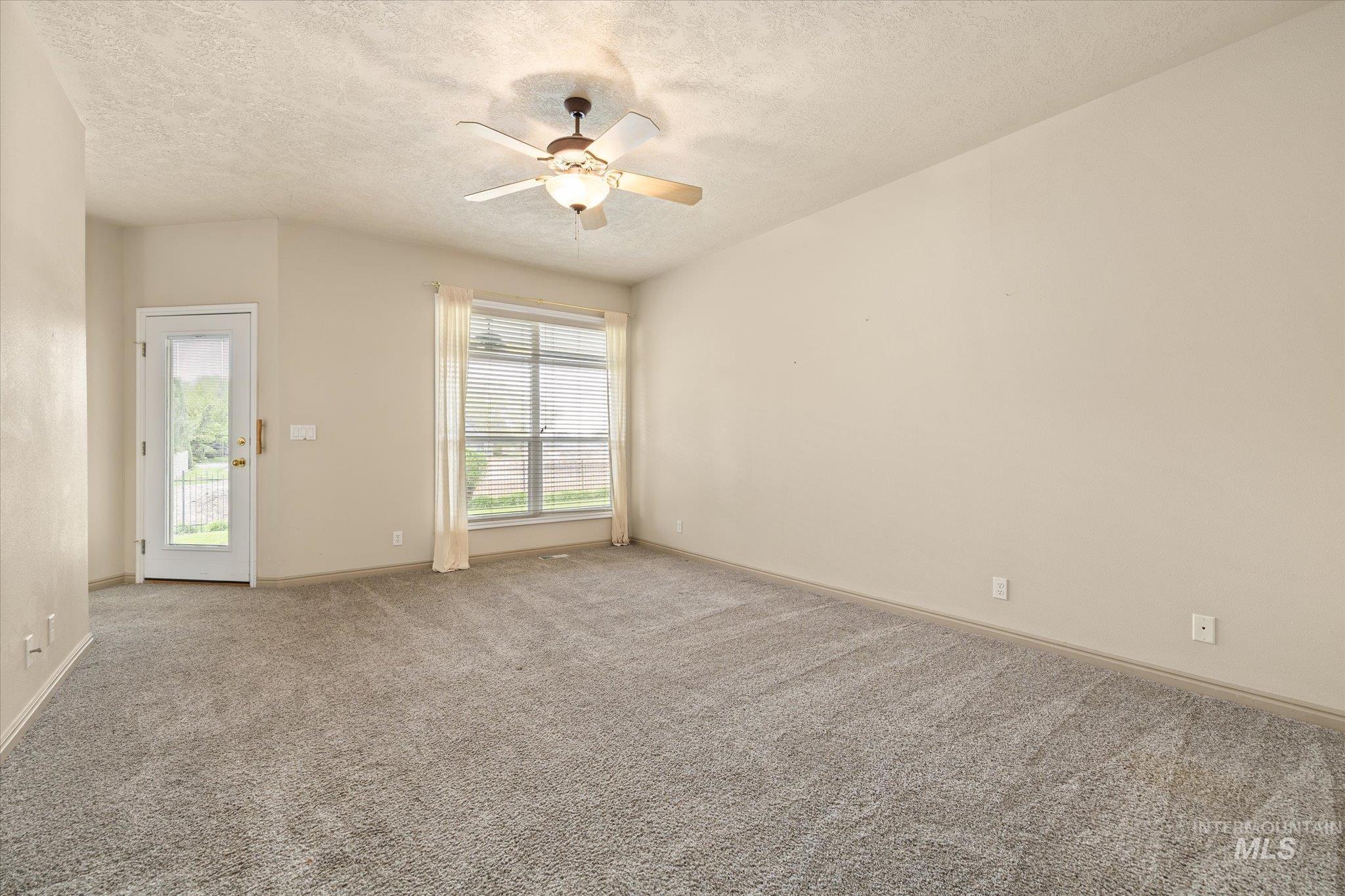 3991 N Kessinger Ln, Boise, Idaho 83703, 3 Bedrooms, 2.5 Bathrooms, Residential For Sale, Price $669,000,MLS 98983471