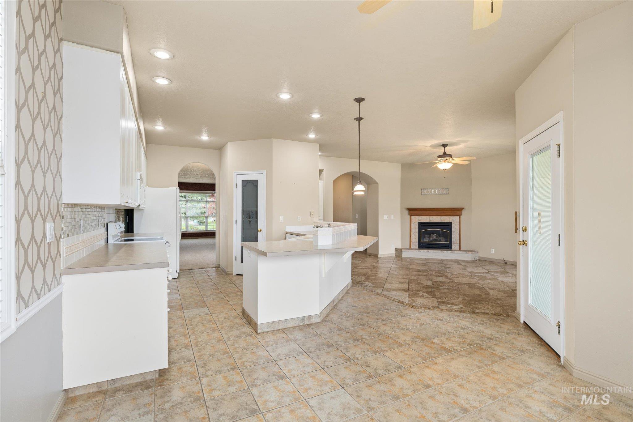 3991 N Kessinger Ln, Boise, Idaho 83703, 3 Bedrooms, 2.5 Bathrooms, Residential For Sale, Price $699,000, 98983471