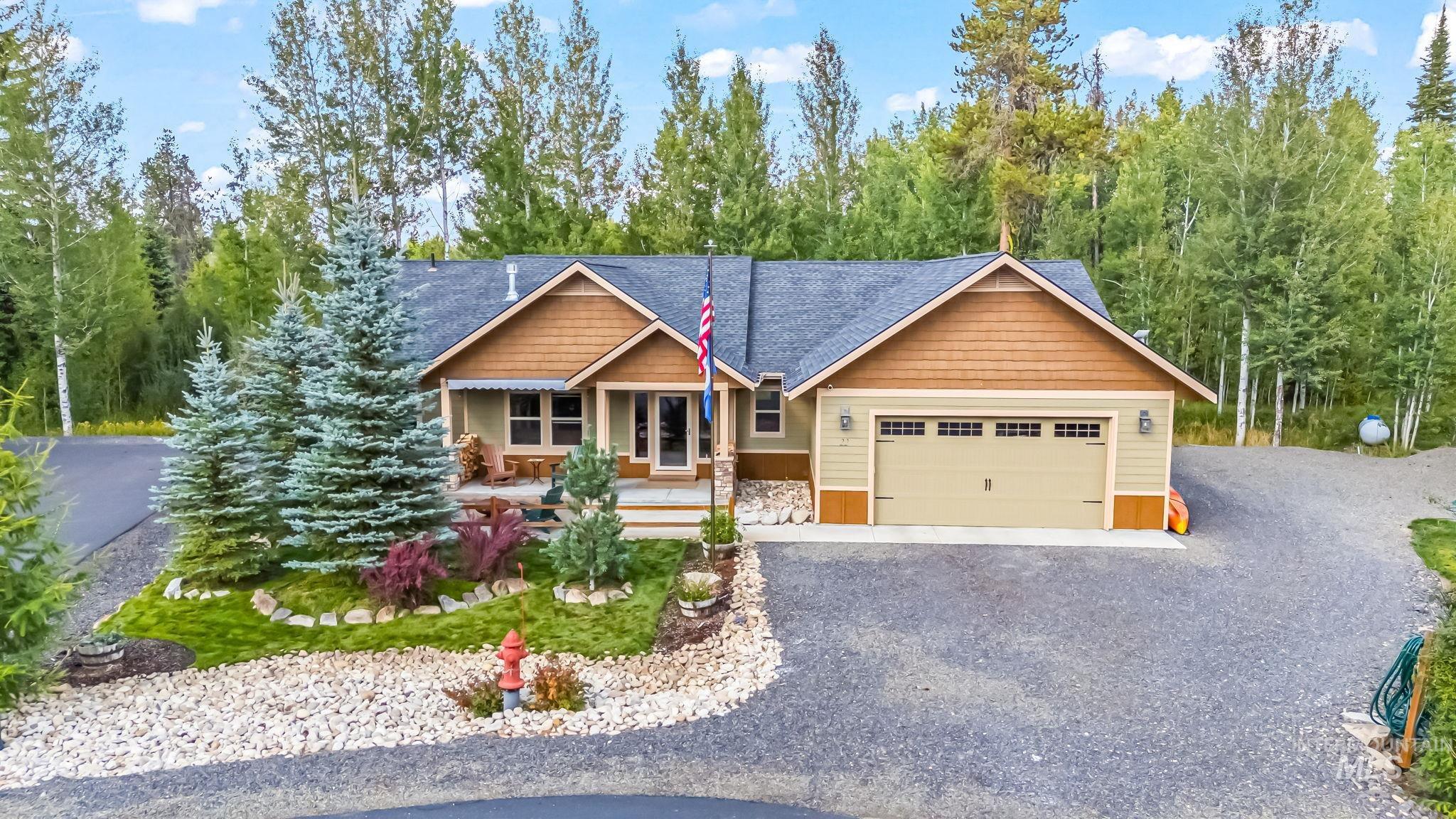 22 Windsong Place, Donnelly, Idaho 83615-0000, 3 Bedrooms, 2 Bathrooms, Residential For Sale, Price $798,900, 98983472