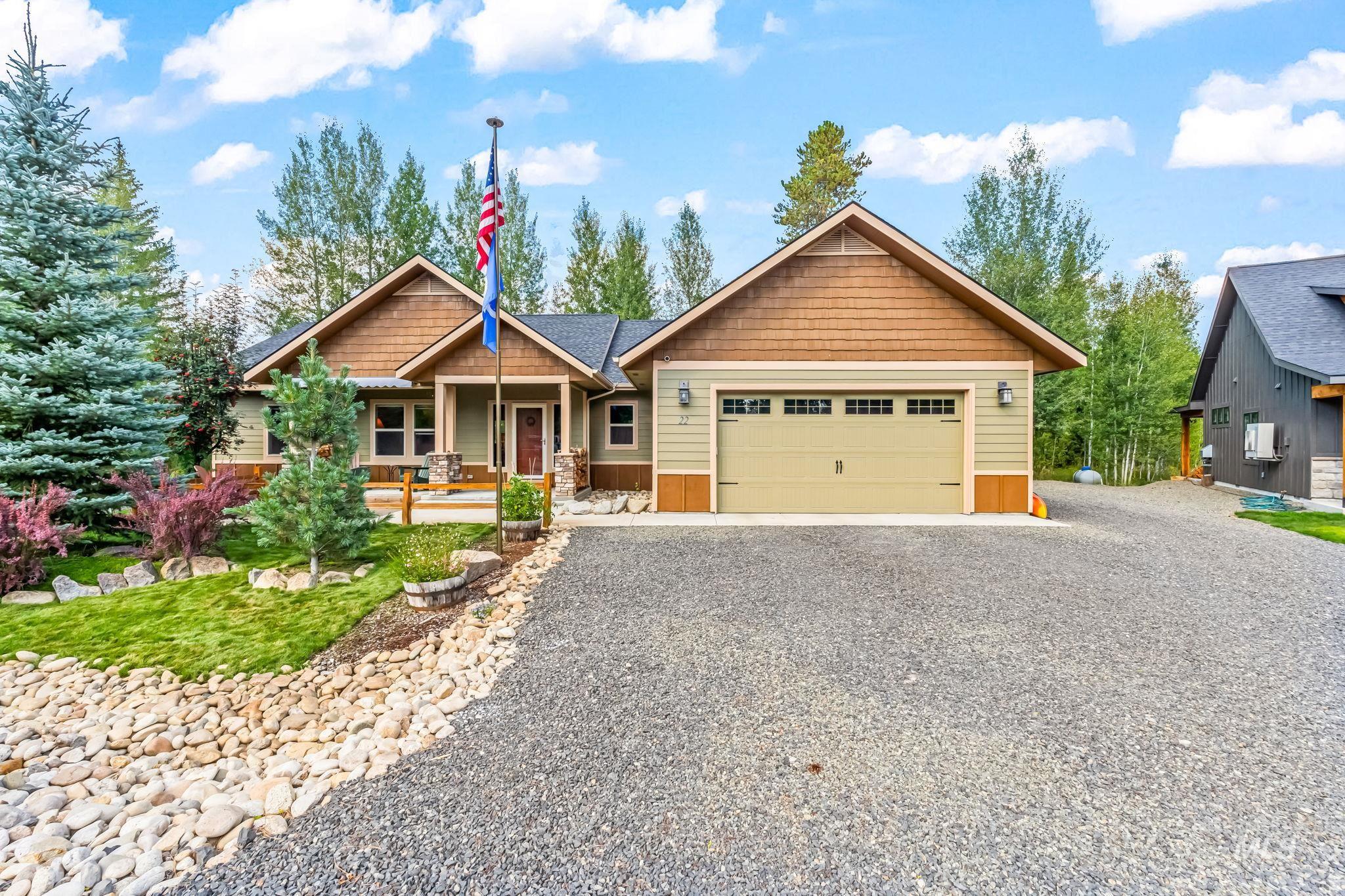 22 Windsong Place, Donnelly, Idaho 83615-0000, 3 Bedrooms, 2 Bathrooms, Residential For Sale, Price $798,900, 98983472