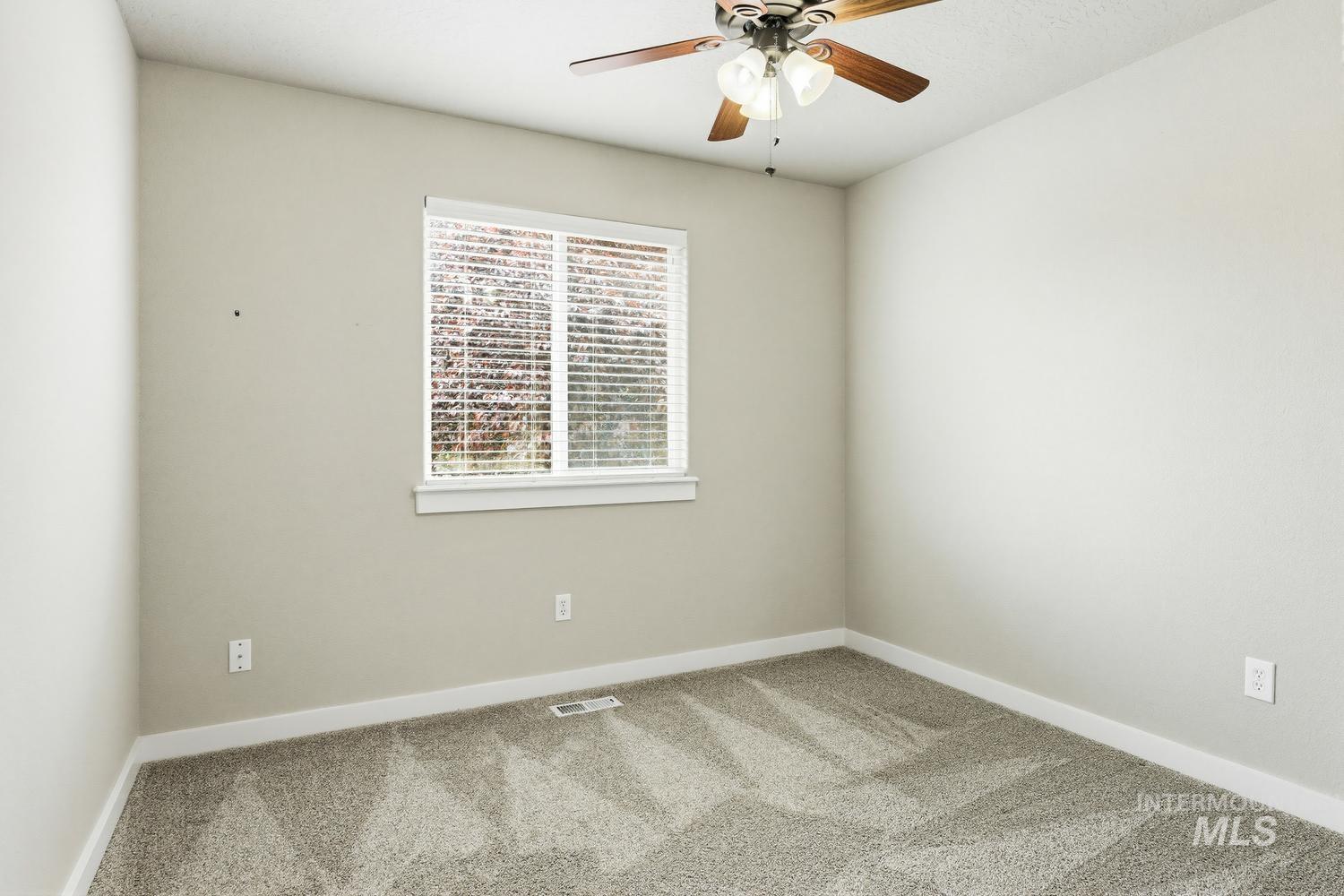 6232 N Silver Elm Way, Meridian, Idaho 83646, 4 Bedrooms, 2.5 Bathrooms, Residential For Sale, Price $485,000,MLS 98983474