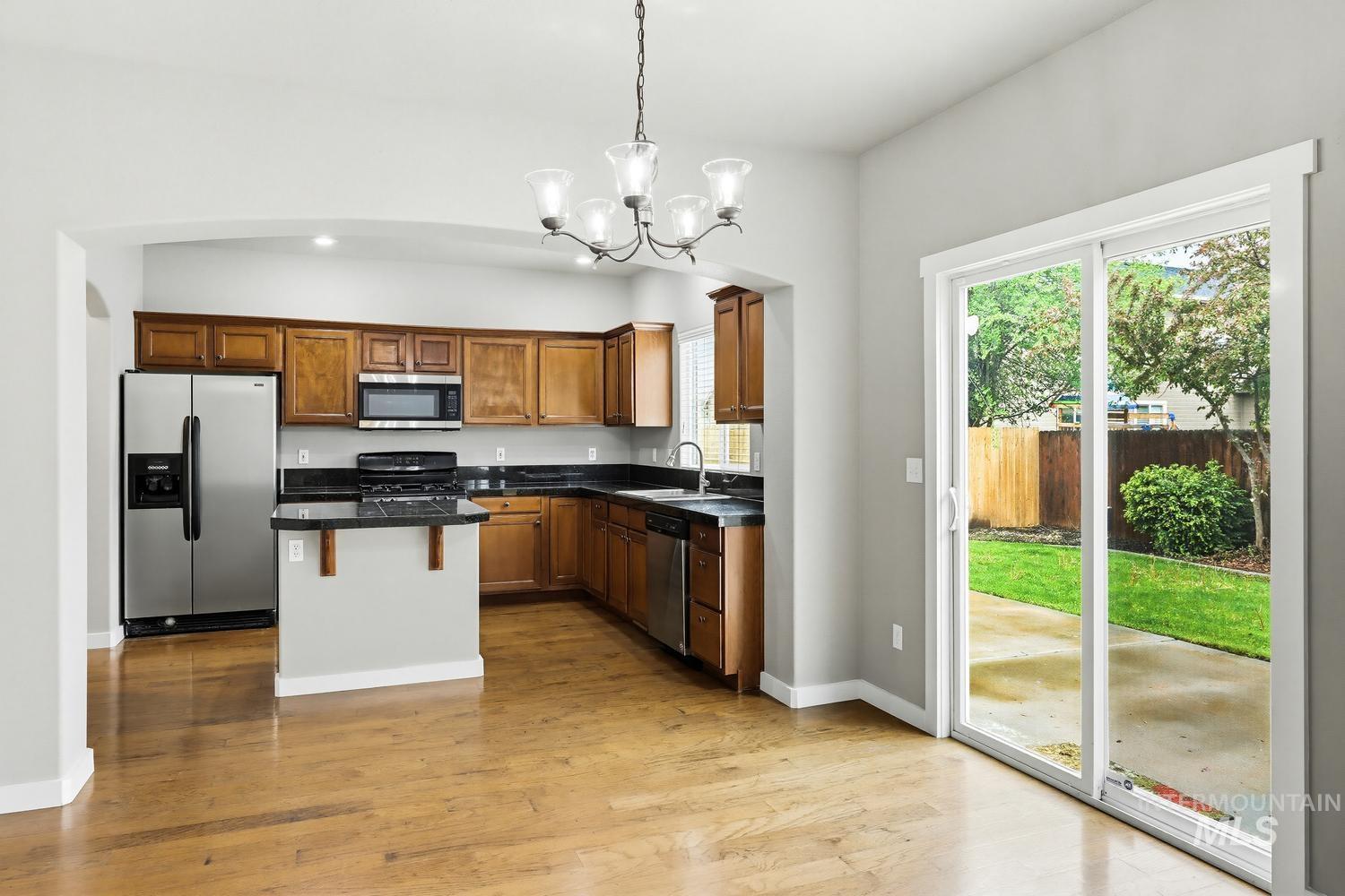 6232 N Silver Elm Way, Meridian, Idaho 83646, 4 Bedrooms, 2.5 Bathrooms, Residential For Sale, Price $485,000,MLS 98983474