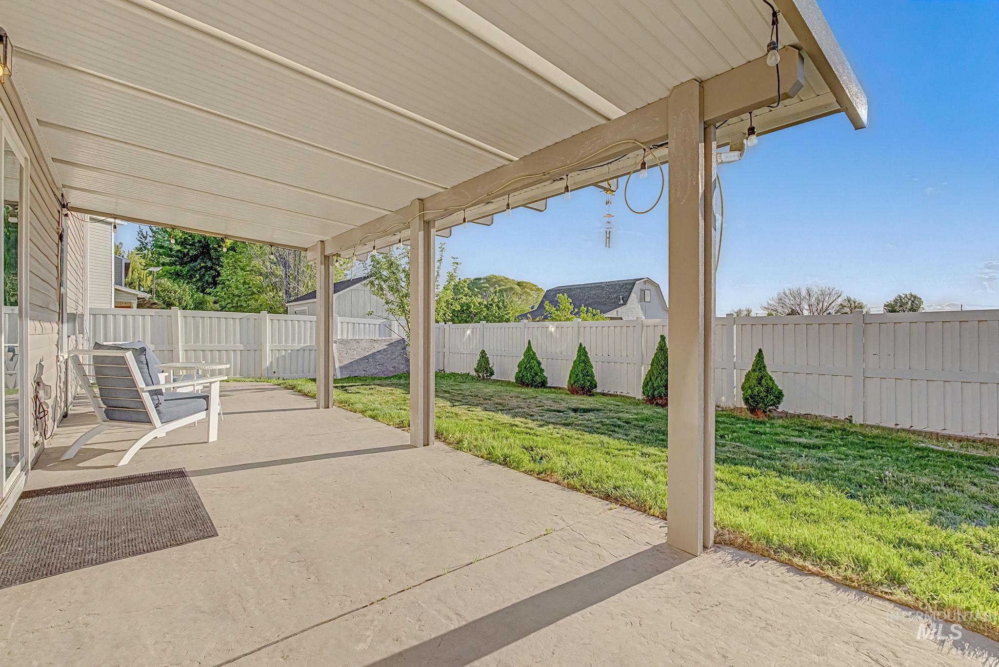 1103 N Cambrick Drive, Kuna, Idaho 83634, 5 Bedrooms, 3 Bathrooms, Residential For Sale, Price $534,900,MLS 98983475
