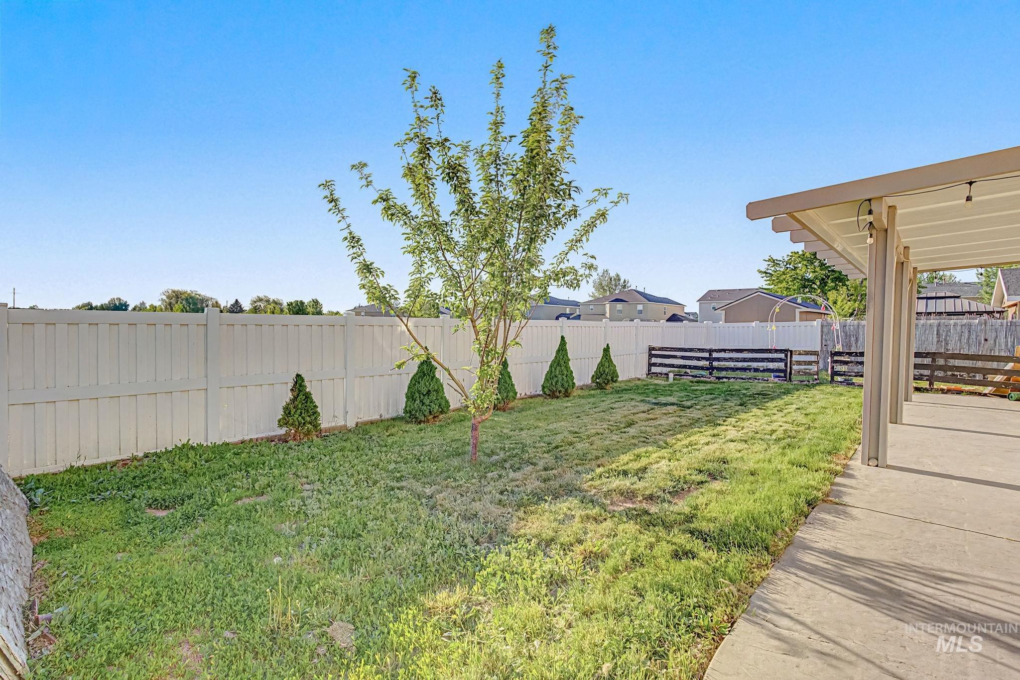 1103 N Cambrick Drive, Kuna, Idaho 83634, 5 Bedrooms, 3 Bathrooms, Residential For Sale, Price $534,900,MLS 98983475