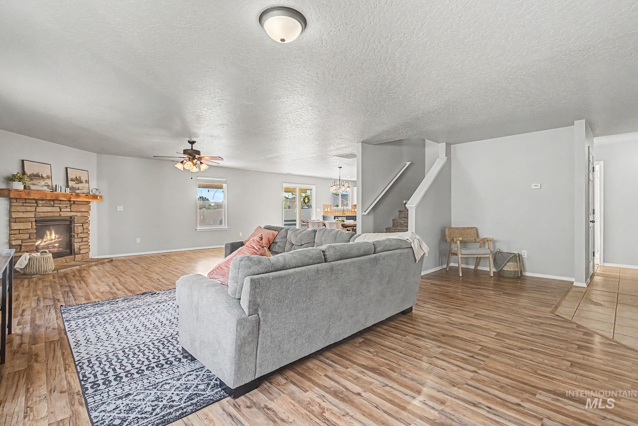 1103 N Cambrick Drive, Kuna, Idaho 83634, 5 Bedrooms, 3 Bathrooms, Residential For Sale, Price $534,900,MLS 98983475