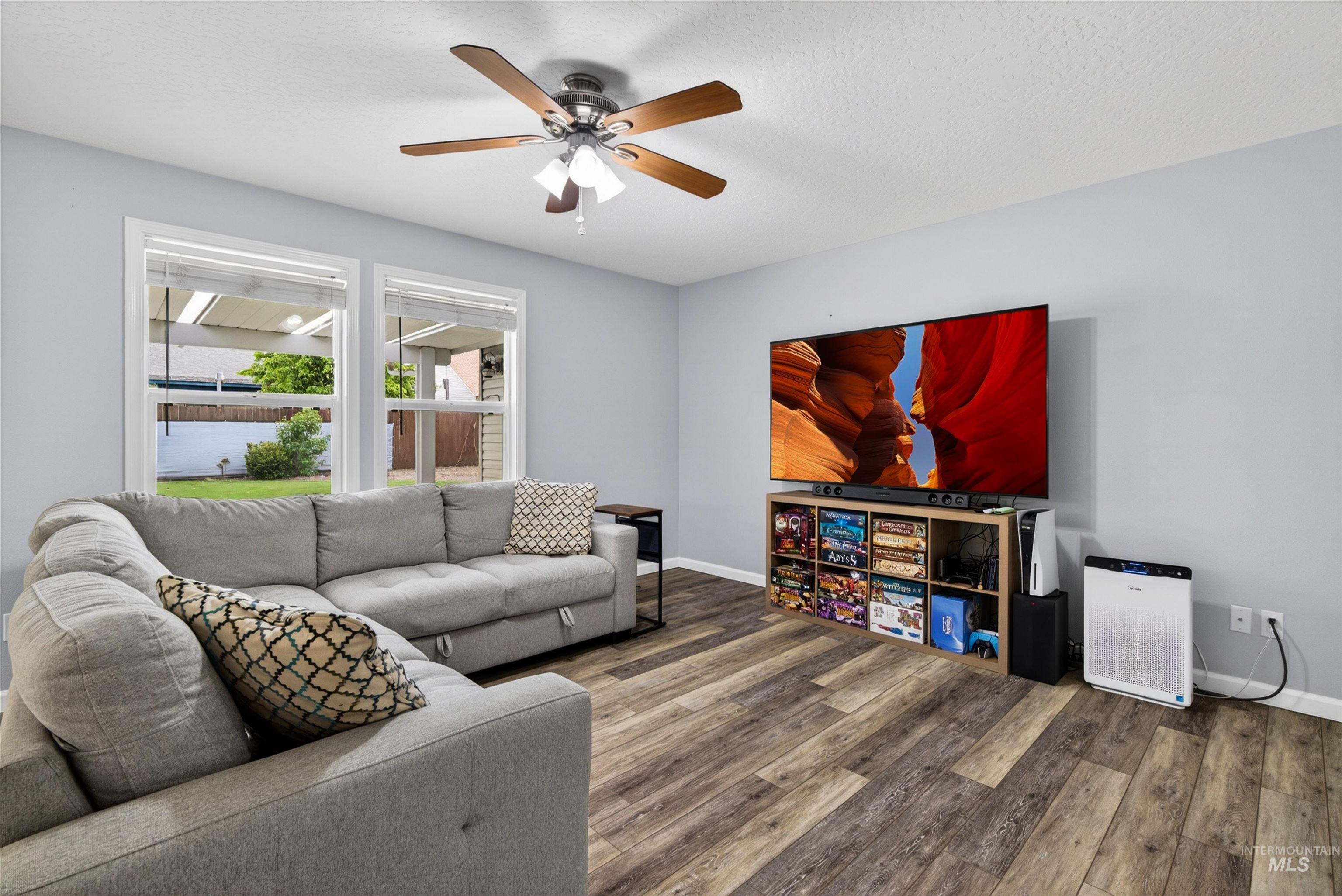 10125 W Antietam St, Boise, Idaho 83709, 4 Bedrooms, 2.5 Bathrooms, Residential For Sale, Price $569,000,MLS 98983476