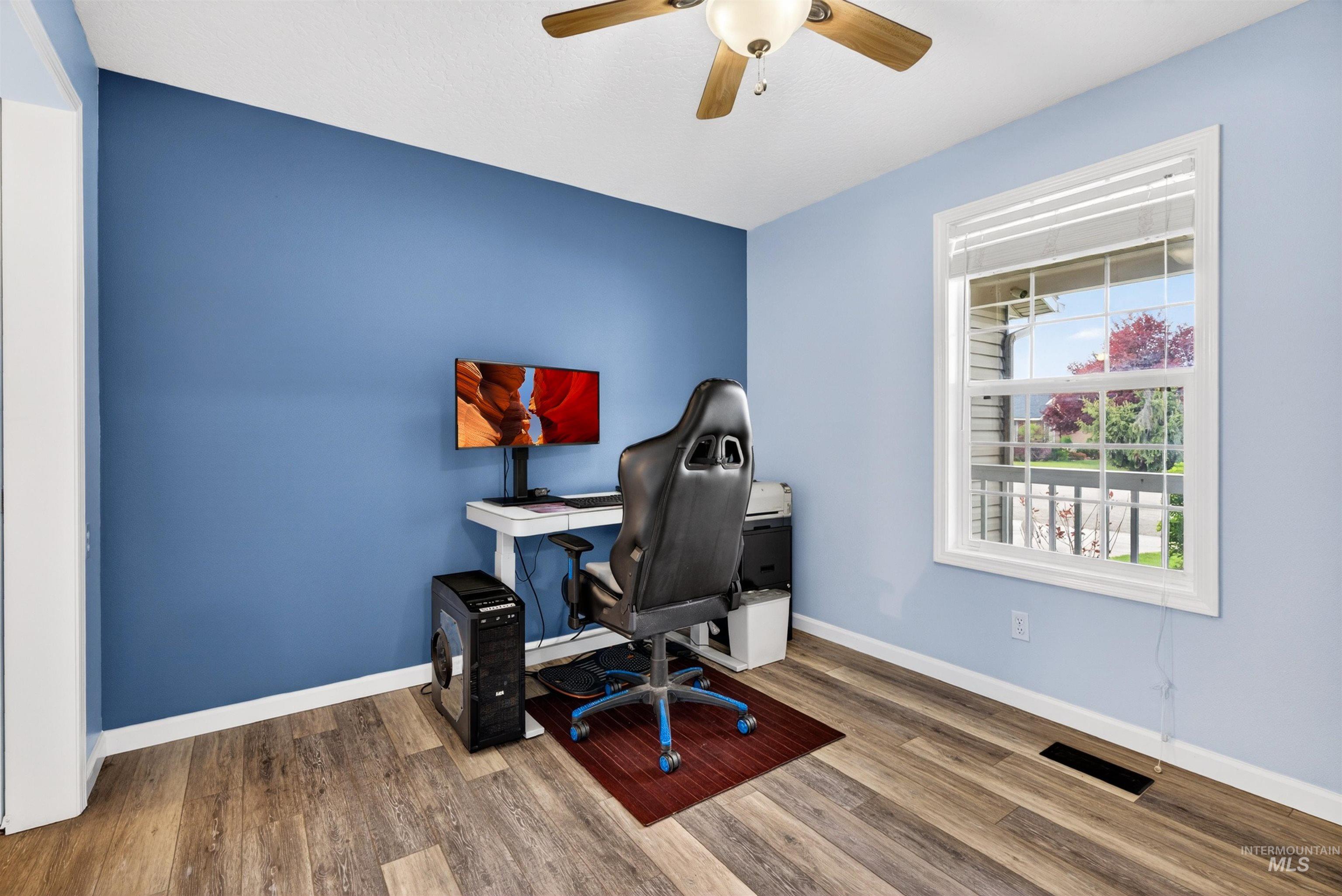 10125 W Antietam St, Boise, Idaho 83709, 4 Bedrooms, 2.5 Bathrooms, Residential For Sale, Price $569,000,MLS 98983476