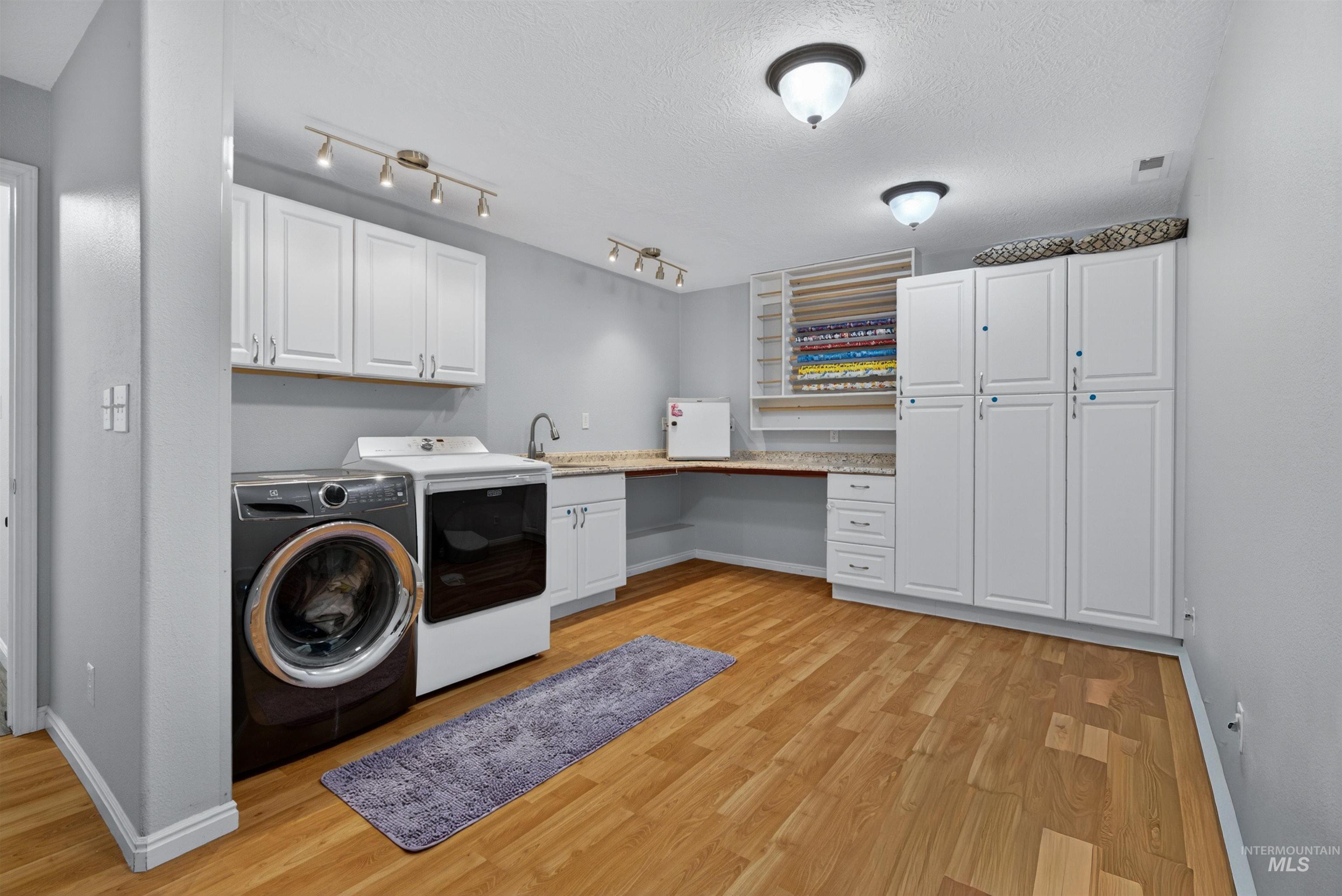 10125 W Antietam St, Boise, Idaho 83709, 4 Bedrooms, 2.5 Bathrooms, Residential For Sale, Price $569,000,MLS 98983476