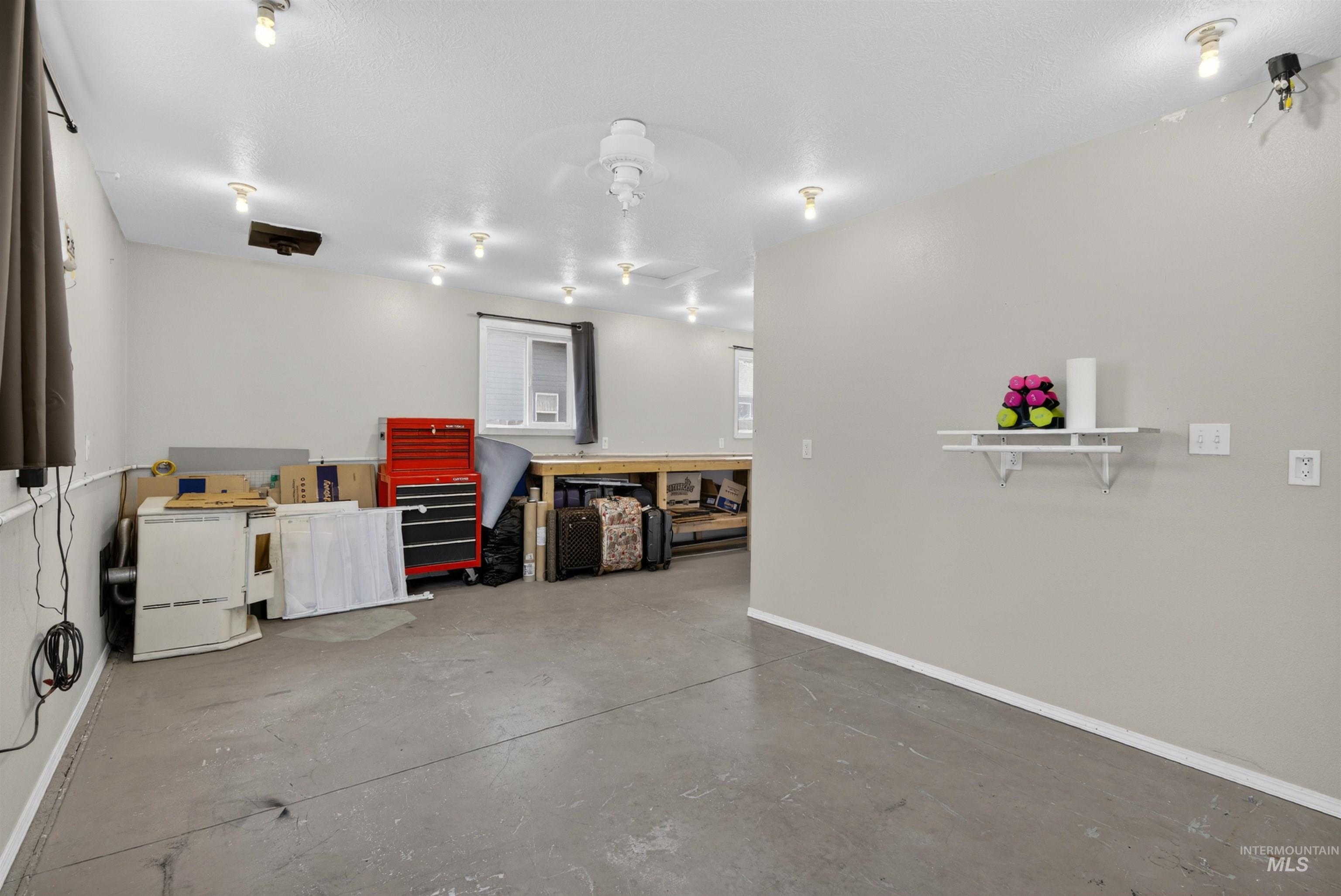 10125 W Antietam St, Boise, Idaho 83709, 4 Bedrooms, 2.5 Bathrooms, Residential For Sale, Price $569,000,MLS 98983476