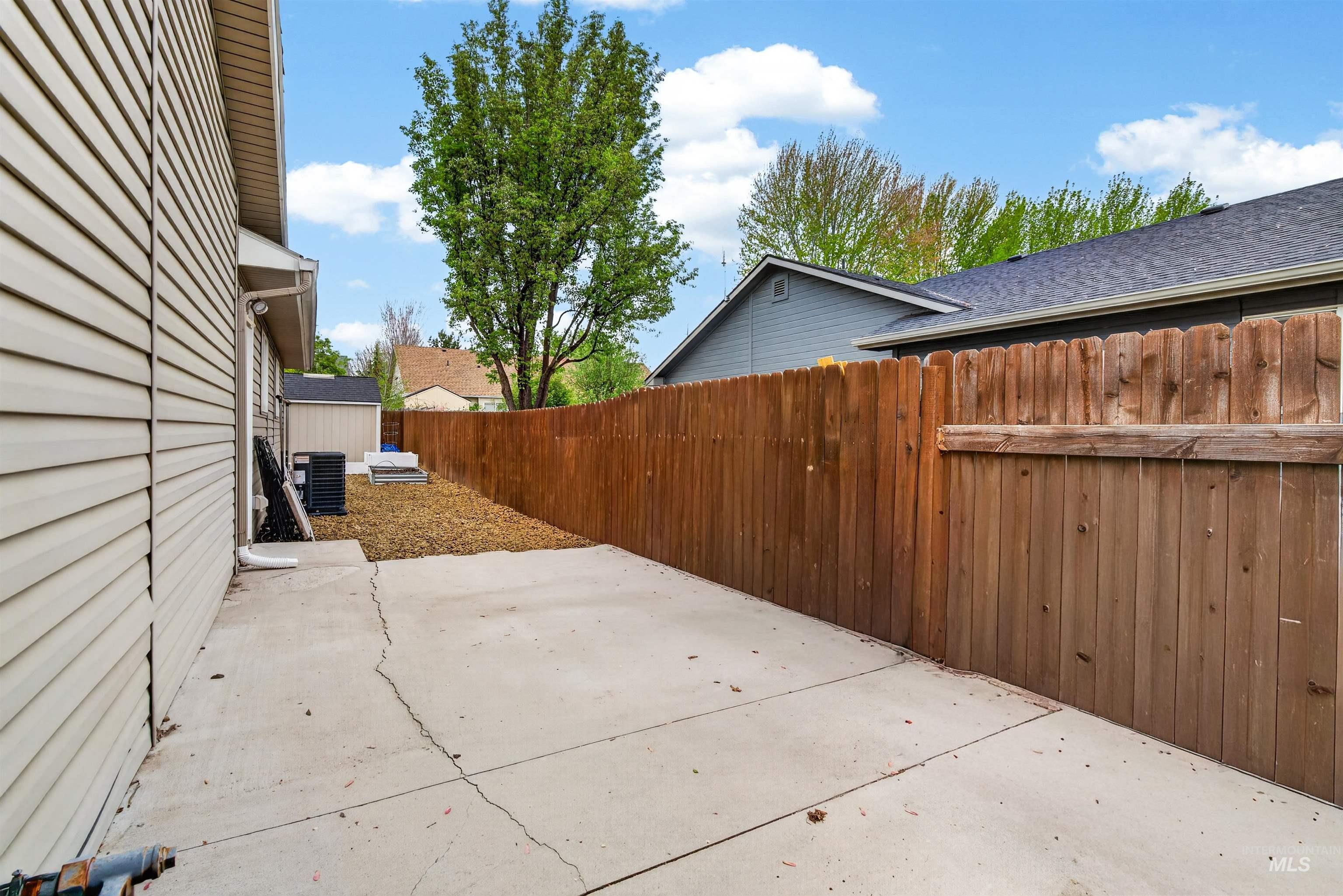 10125 W Antietam St, Boise, Idaho 83709, 4 Bedrooms, 2.5 Bathrooms, Residential For Sale, Price $569,000,MLS 98983476