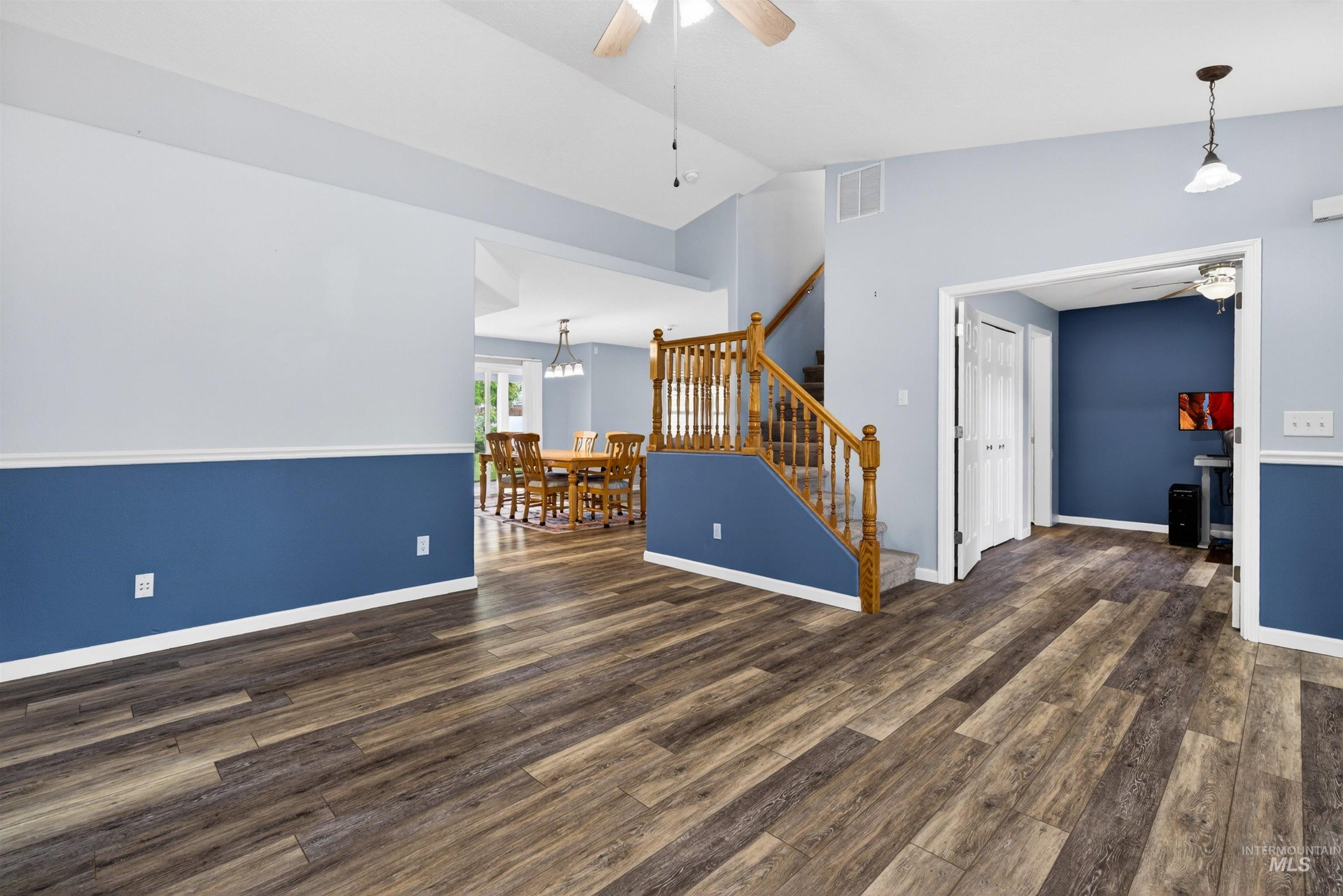 10125 W Antietam St, Boise, Idaho 83709, 4 Bedrooms, 2.5 Bathrooms, Residential For Sale, Price $569,000,MLS 98983476