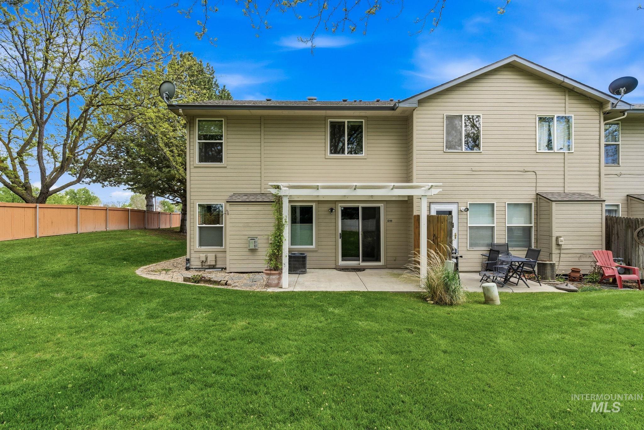 5859 N Cobbler Lane, Garden City, Idaho 83714, 3 Bedrooms, 2.5 Bathrooms, Residential For Sale, Price $375,000,MLS 98983477