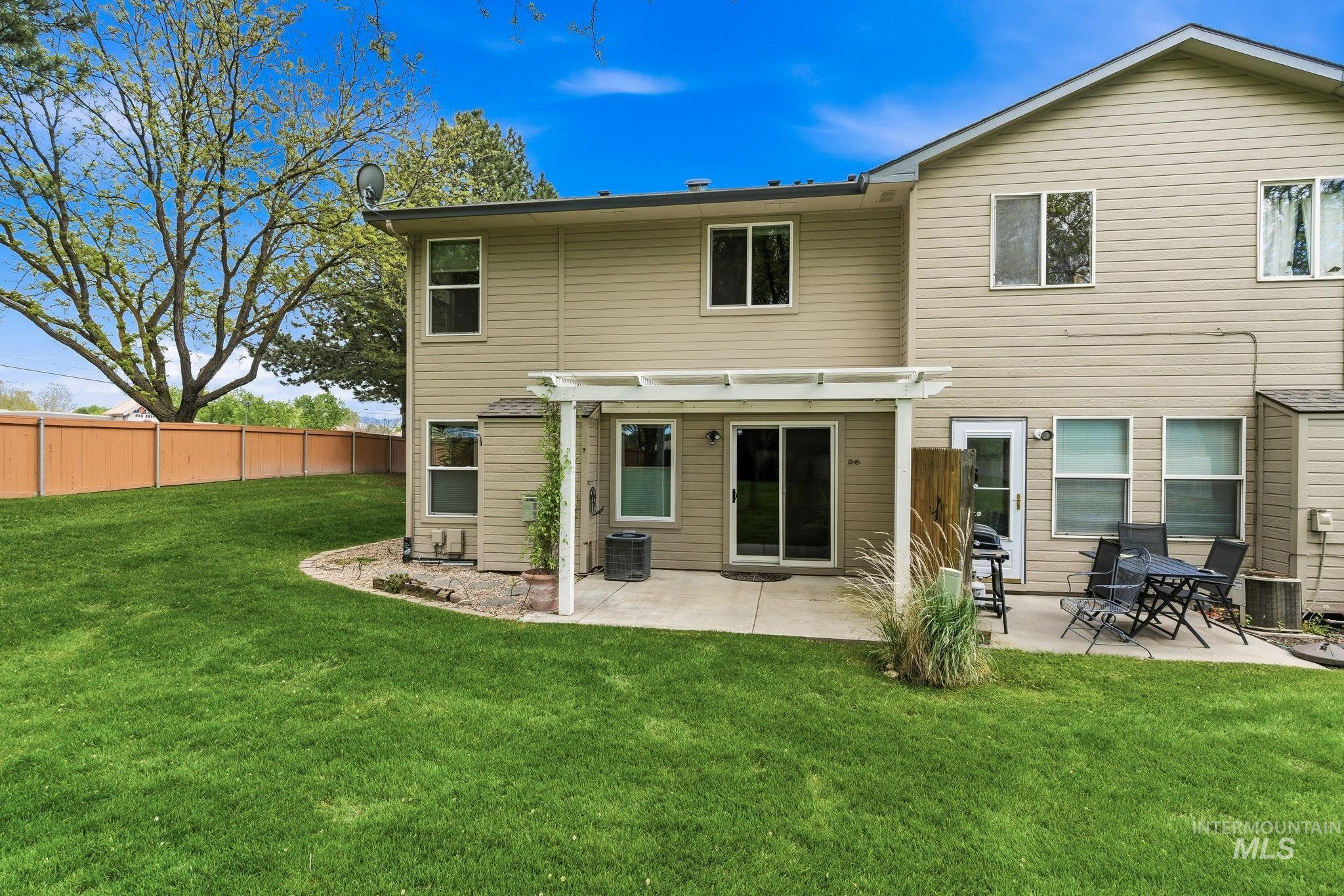 5859 N Cobbler Lane, Garden City, Idaho 83714, 3 Bedrooms, 2.5 Bathrooms, Residential For Sale, Price $375,000,MLS 98983477