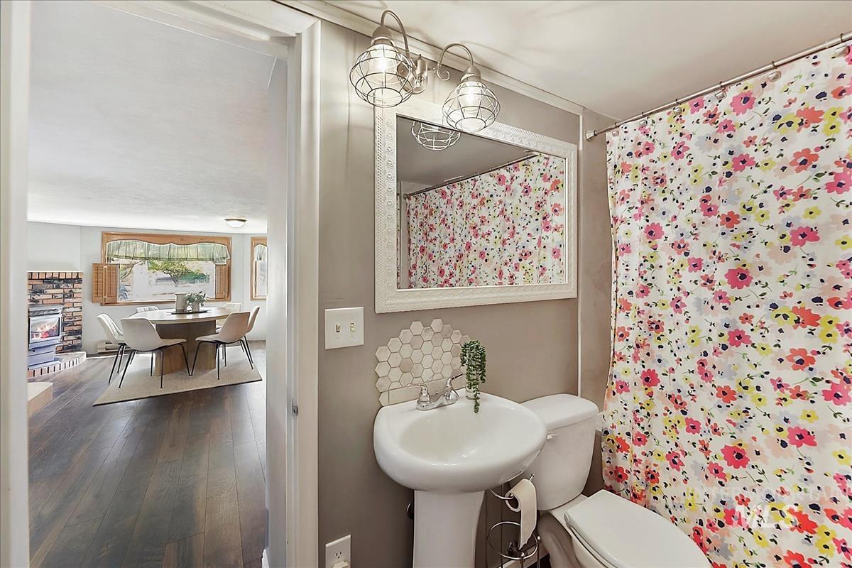 1100 Grant St, Caldwell, Idaho 83605, 2 Bedrooms, 2 Bathrooms, Residential For Sale, Price $399,900,MLS 98983478