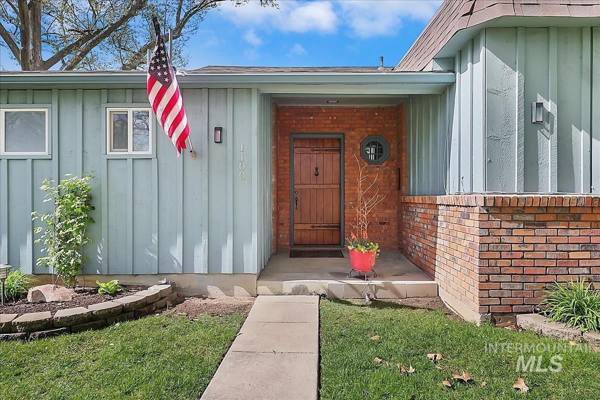 1100 Grant St, Caldwell, Idaho 83605, 2 Bedrooms, 2 Bathrooms, Residential For Sale, Price $399,900,MLS 98983478