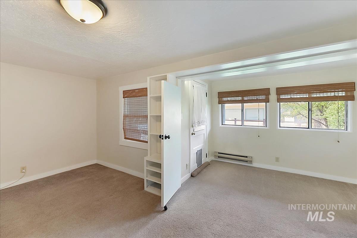 1100 Grant St, Caldwell, Idaho 83605, 2 Bedrooms, 2 Bathrooms, Residential For Sale, Price $399,900,MLS 98983478