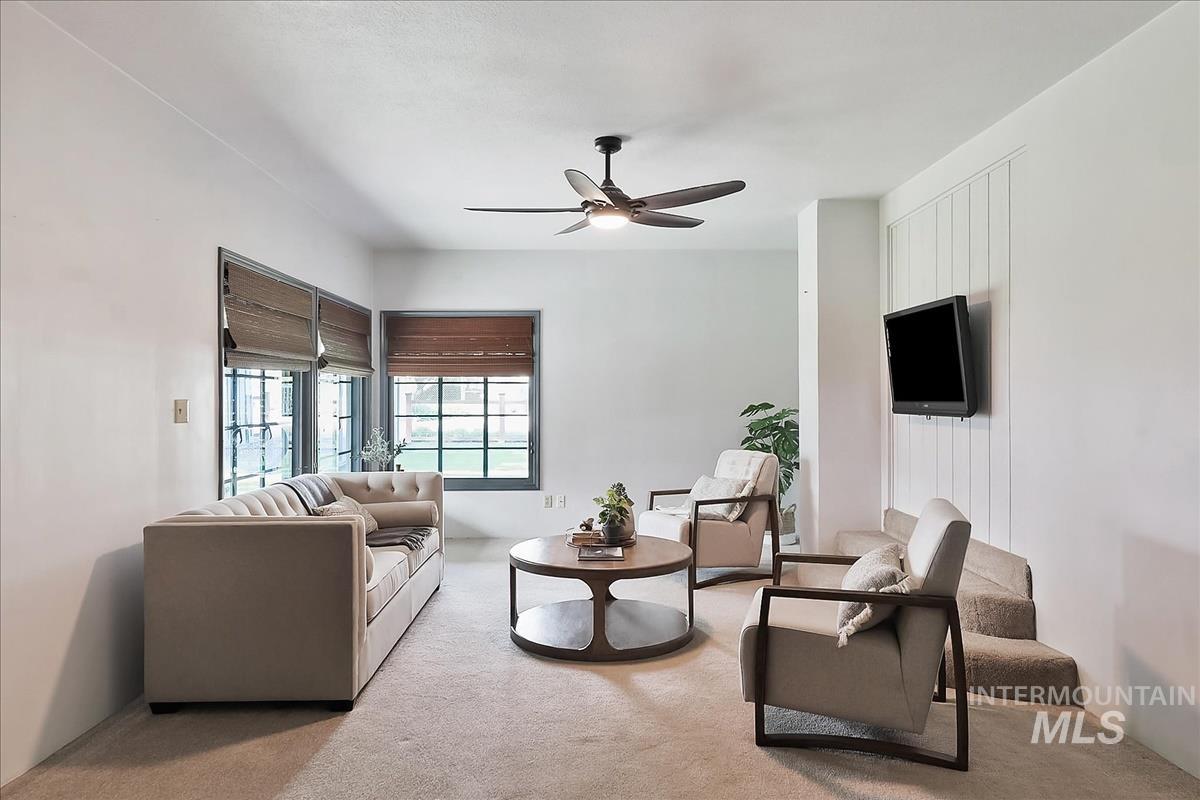 1100 Grant St, Caldwell, Idaho 83605, 2 Bedrooms, 2 Bathrooms, Residential For Sale, Price $399,900,MLS 98983478