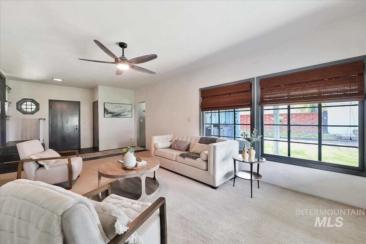 1100 Grant St, Caldwell, Idaho 83605, 2 Bedrooms, 2 Bathrooms, Residential For Sale, Price $399,900,MLS 98983478