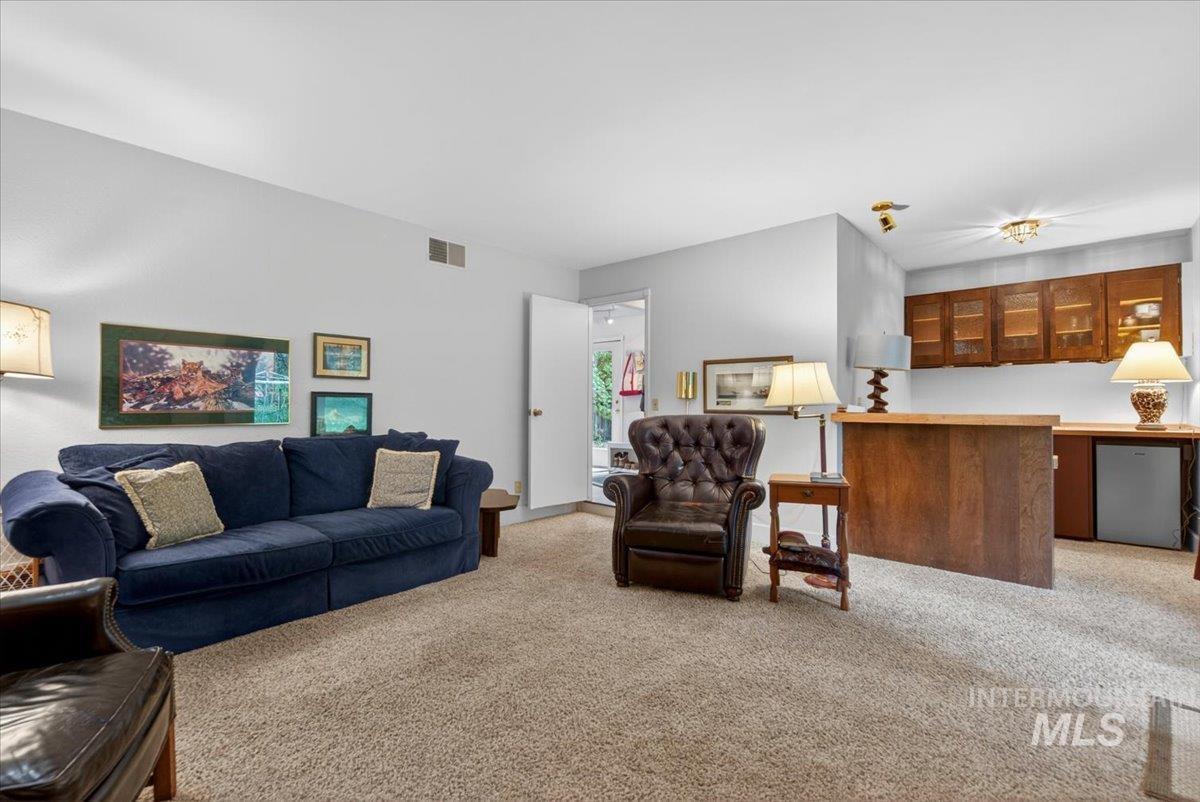 823 W Hialeah Dr, Eagle, Idaho 83616-4778, 4 Bedrooms, 2.5 Bathrooms, Residential For Sale, Price $1,300,000,MLS 98983479