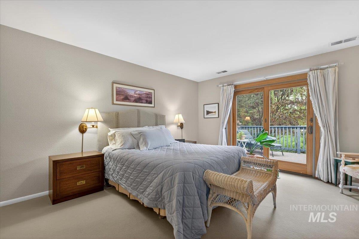 823 W Hialeah Dr, Eagle, Idaho 83616-4778, 4 Bedrooms, 2.5 Bathrooms, Residential For Sale, Price $1,300,000,MLS 98983479