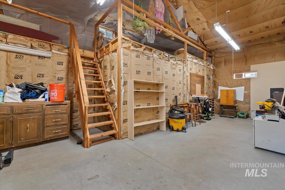 823 W Hialeah Dr, Eagle, Idaho 83616-4778, 4 Bedrooms, 2.5 Bathrooms, Residential For Sale, Price $1,300,000,MLS 98983479