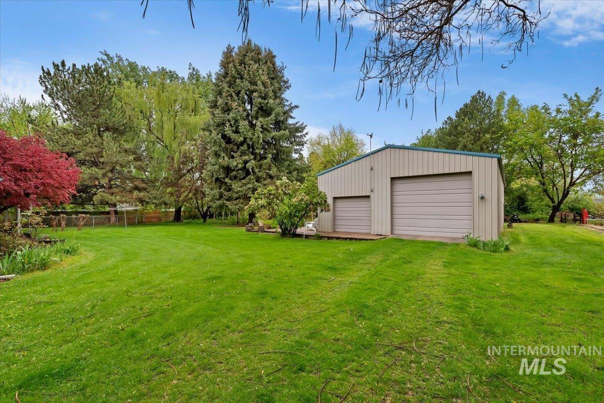 823 W Hialeah Dr, Eagle, Idaho 83616-4778, 4 Bedrooms, 2.5 Bathrooms, Residential For Sale, Price $1,300,000,MLS 98983479