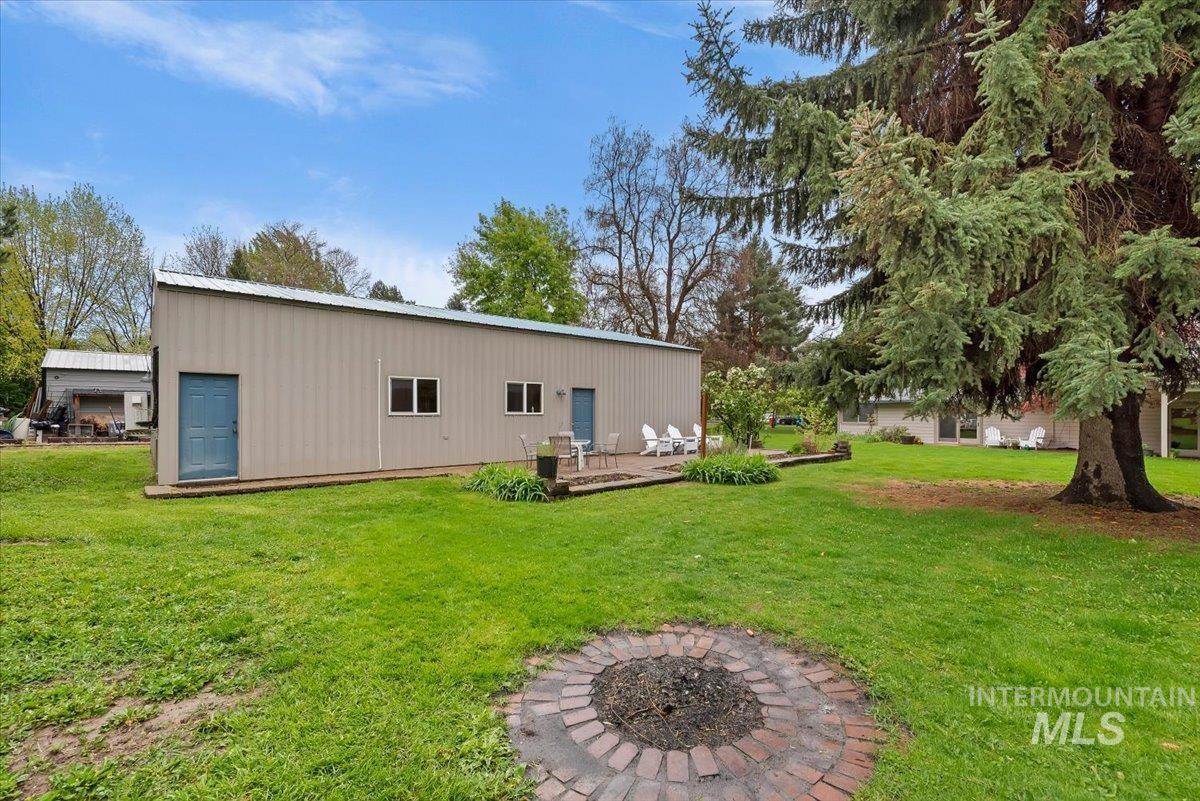 823 W Hialeah Dr, Eagle, Idaho 83616-4778, 4 Bedrooms, 2.5 Bathrooms, Residential For Sale, Price $1,300,000,MLS 98983479