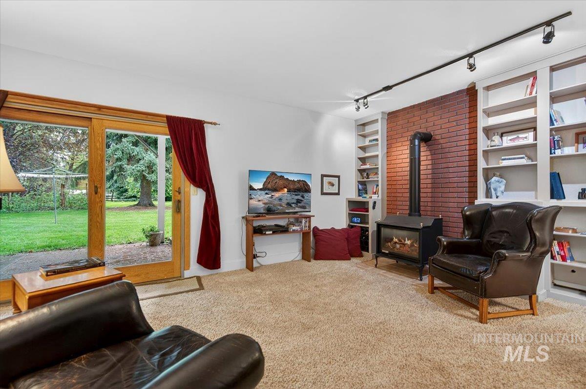 823 W Hialeah Dr, Eagle, Idaho 83616-4778, 4 Bedrooms, 2.5 Bathrooms, Residential For Sale, Price $1,300,000,MLS 98983479