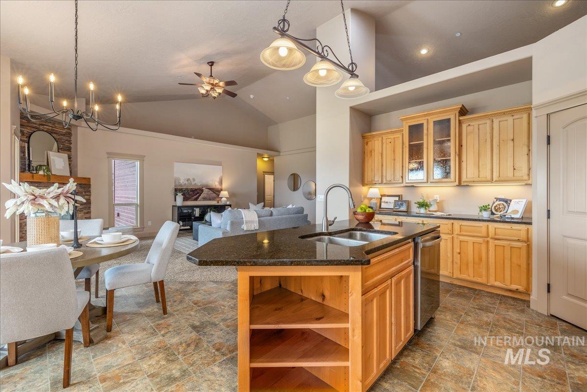 11850 Touch N Go Ave, Boise, Idaho 83716, 4 Bedrooms, 3 Bathrooms, Residential For Sale, Price $979,000,MLS 98983481
