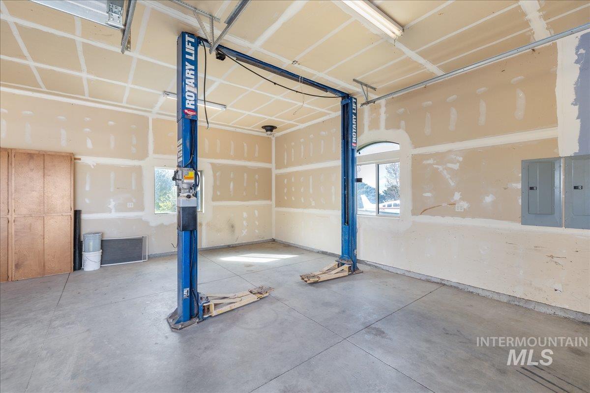 11850 Touch N Go Ave, Boise, Idaho 83716, 4 Bedrooms, 3 Bathrooms, Residential For Sale, Price $979,000,MLS 98983481