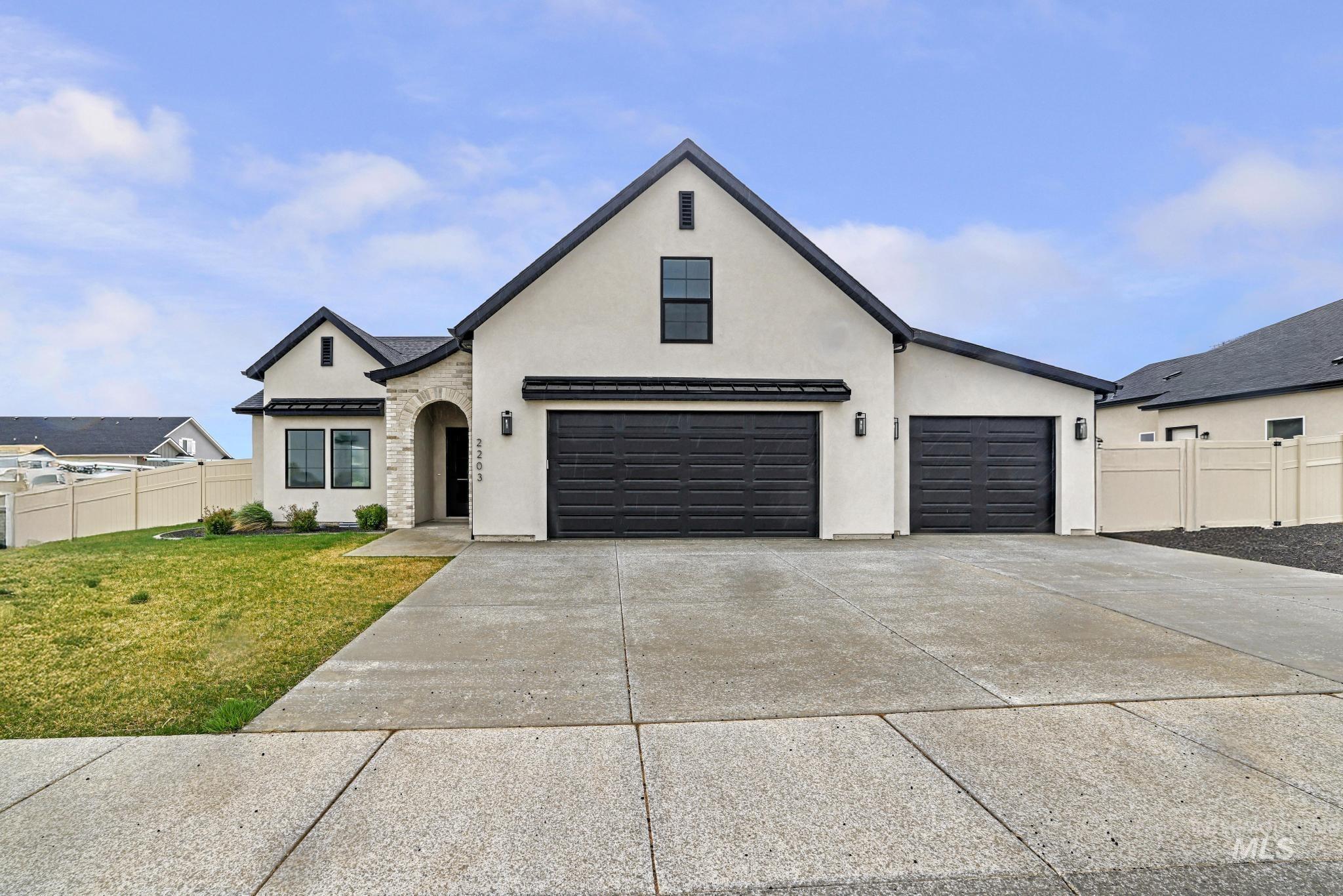 2203 Kooskia Loop, Twin Falls, Idaho 83301, 4 Bedrooms, 3 Bathrooms, Residential For Sale, Price $569,900, 98983482