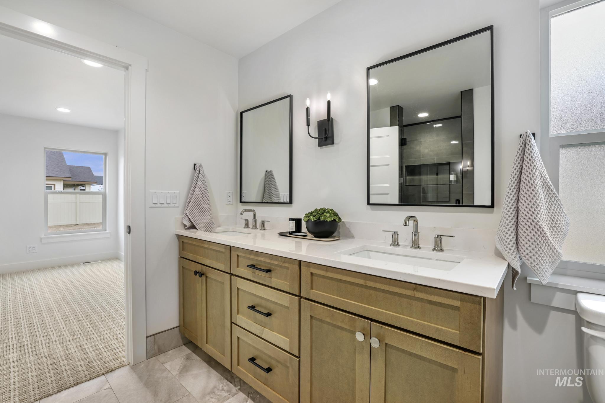 2203 Kooskia Loop, Twin Falls, Idaho 83301, 4 Bedrooms, 3 Bathrooms, Residential For Sale, Price $579,900,MLS 98983482